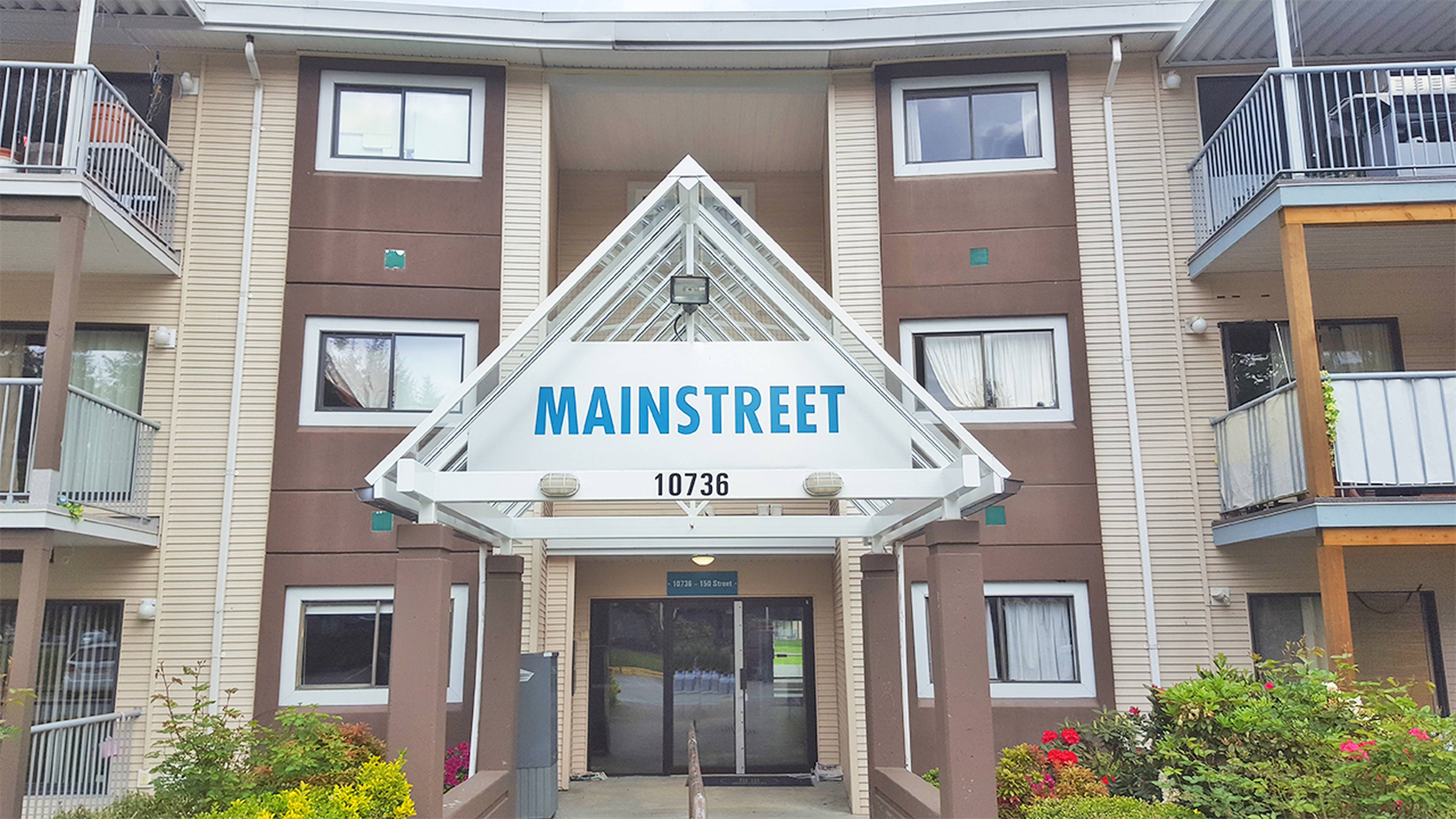 Mainstreet Estates Apartment Building