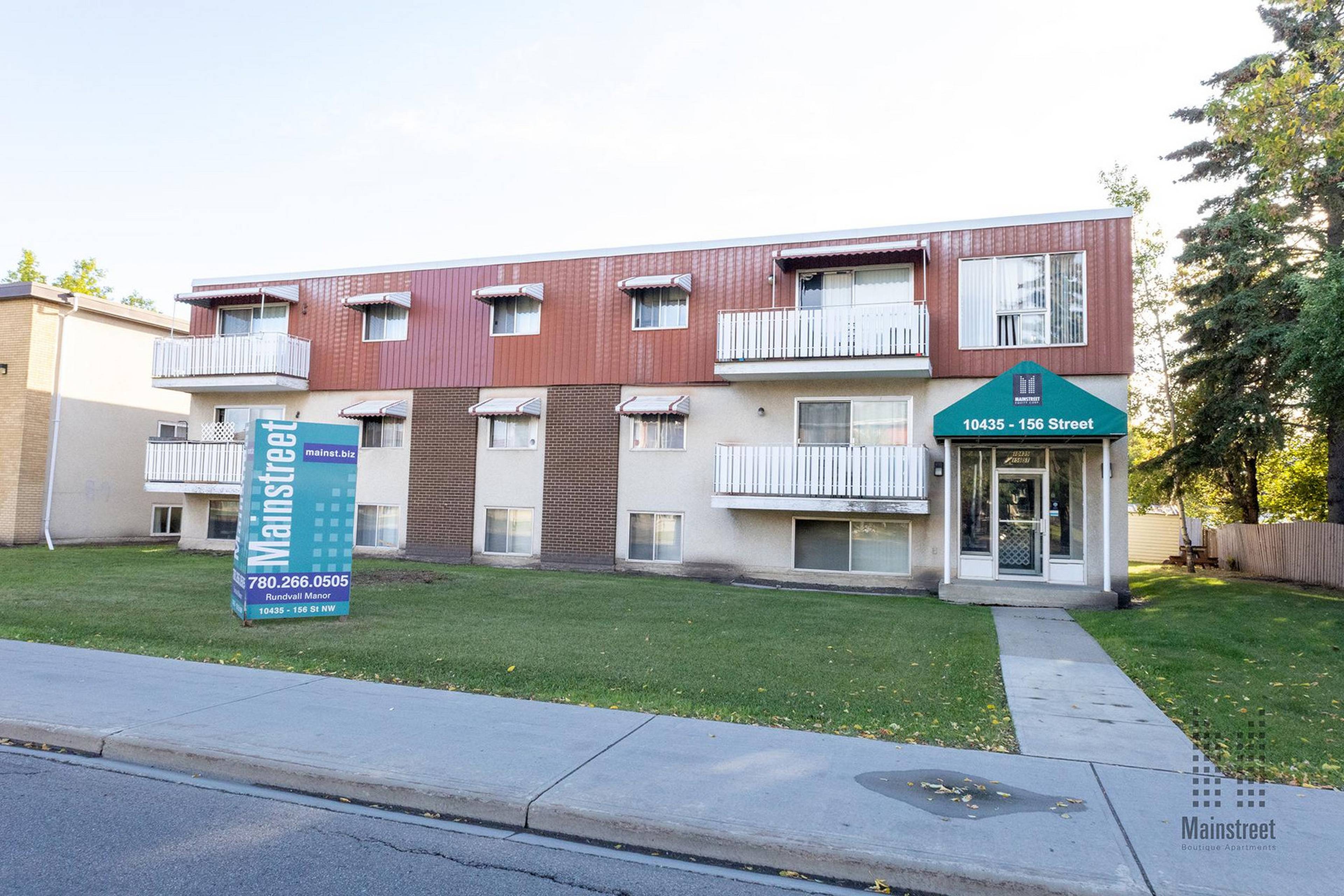 Rundvall Manor Apartment Building