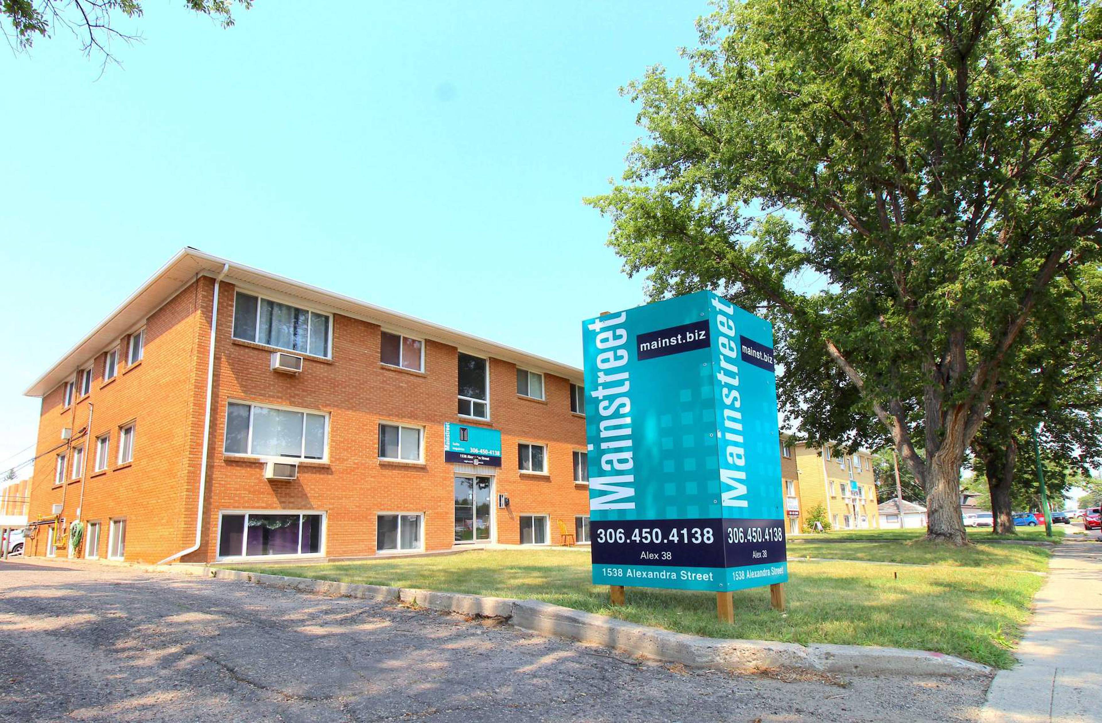 Alex 20 Apartment Building