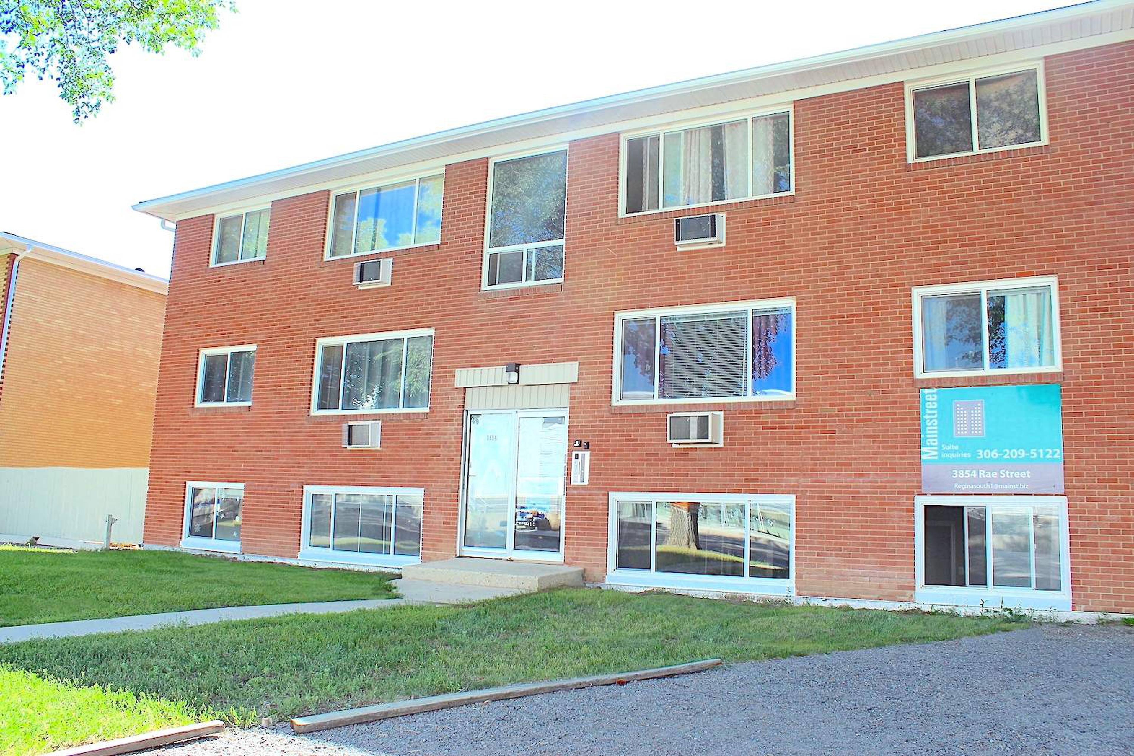 Rae 3854 Apartment Building