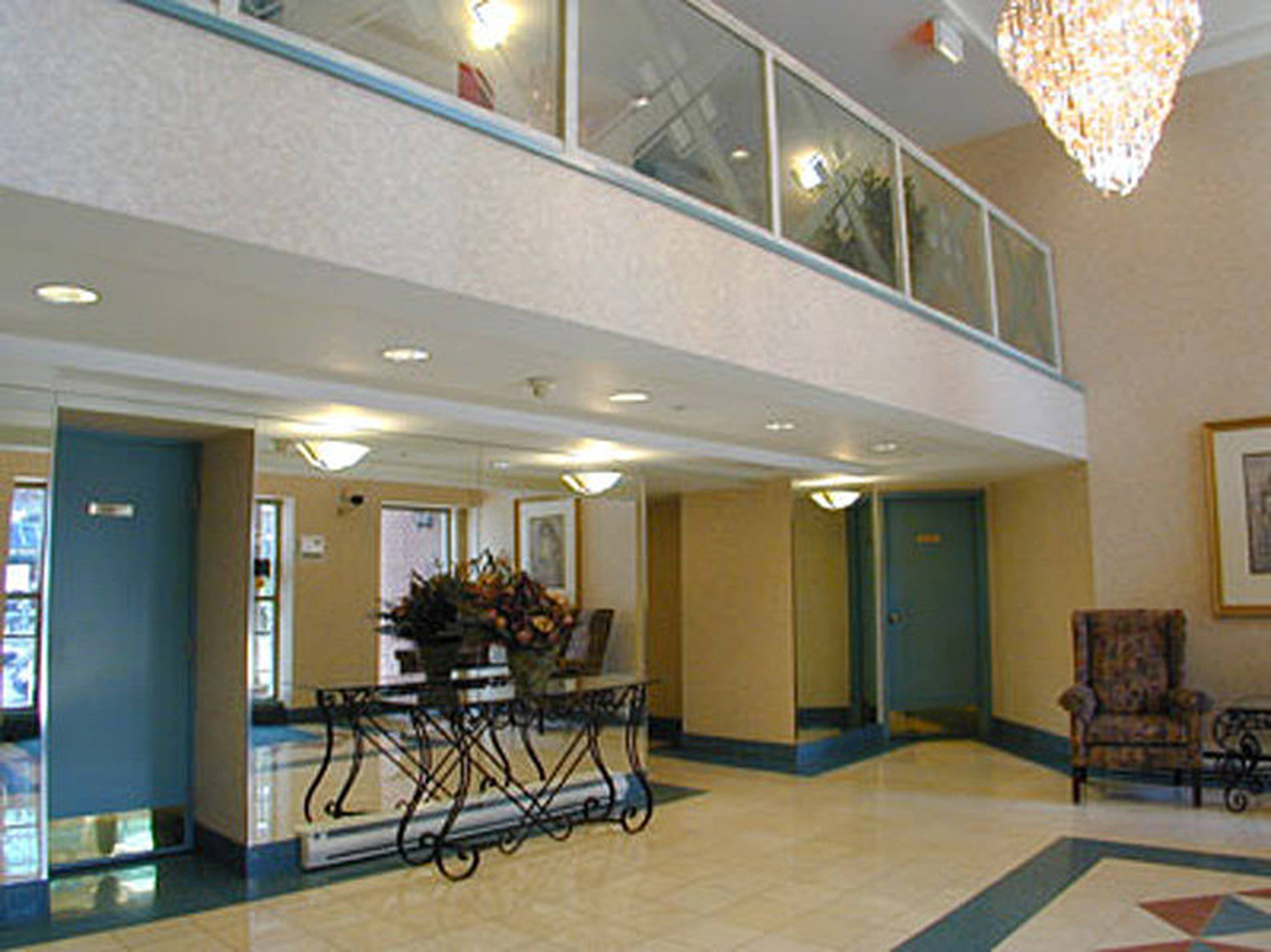 Jardine's Lookout Annex 865 Hamilton Street Apartments for Rent