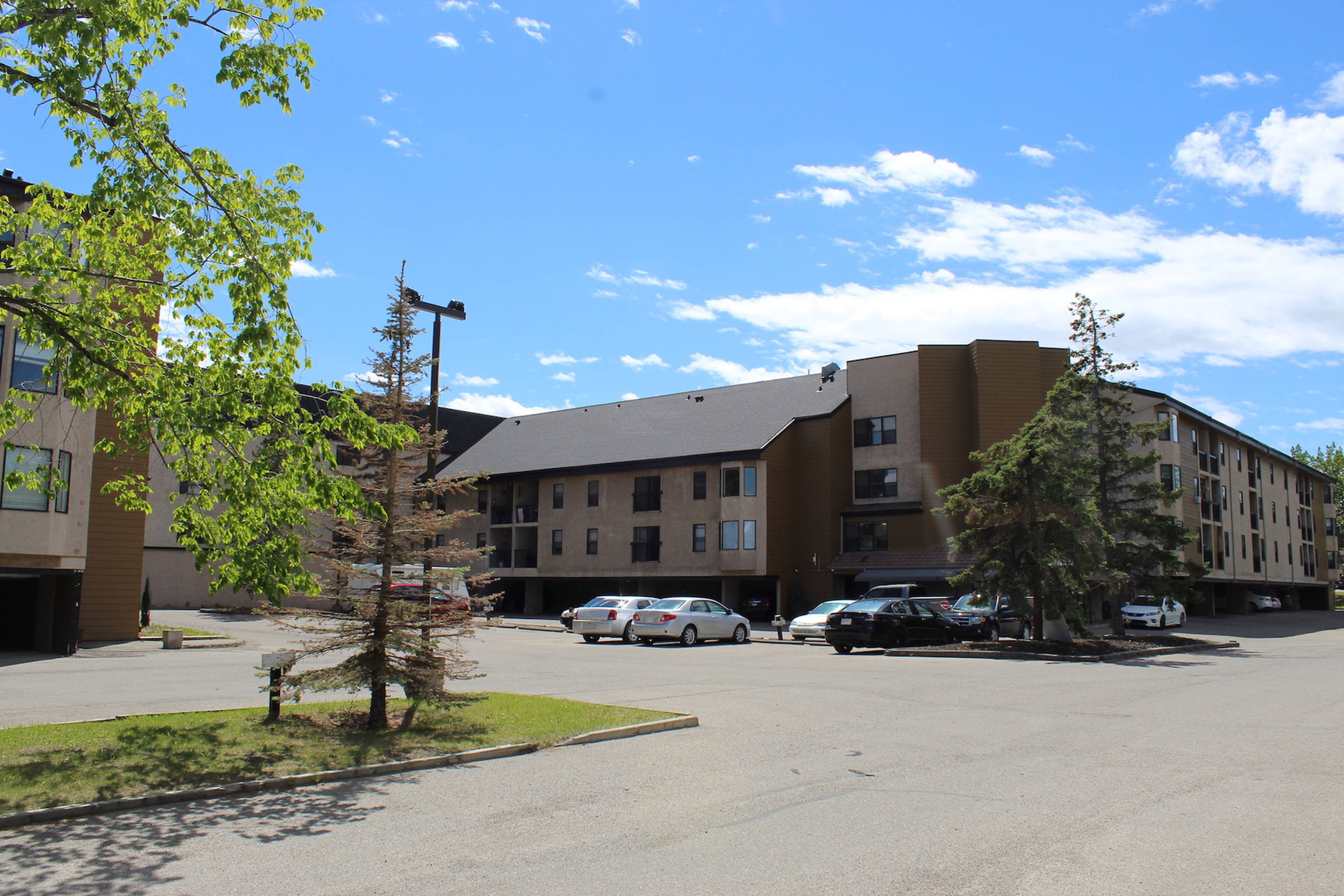 Cedarbrae Manor Apartment Building