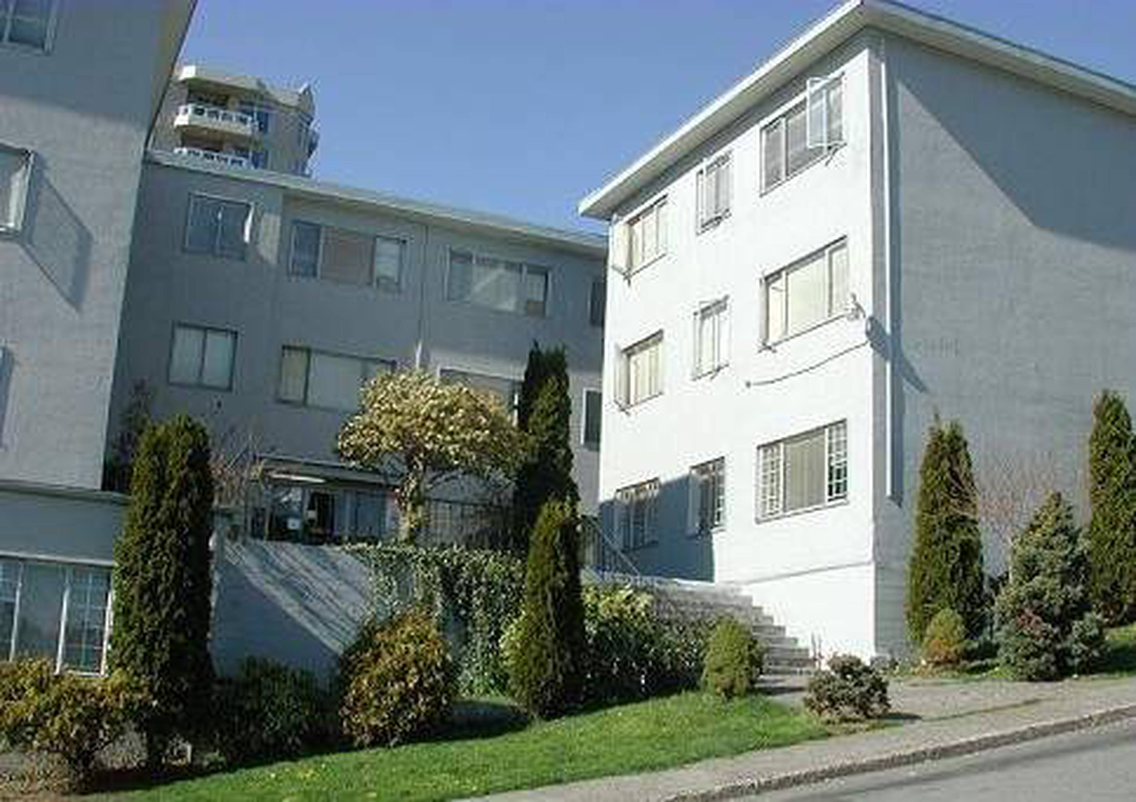 Uptown Apartments Apartment Building