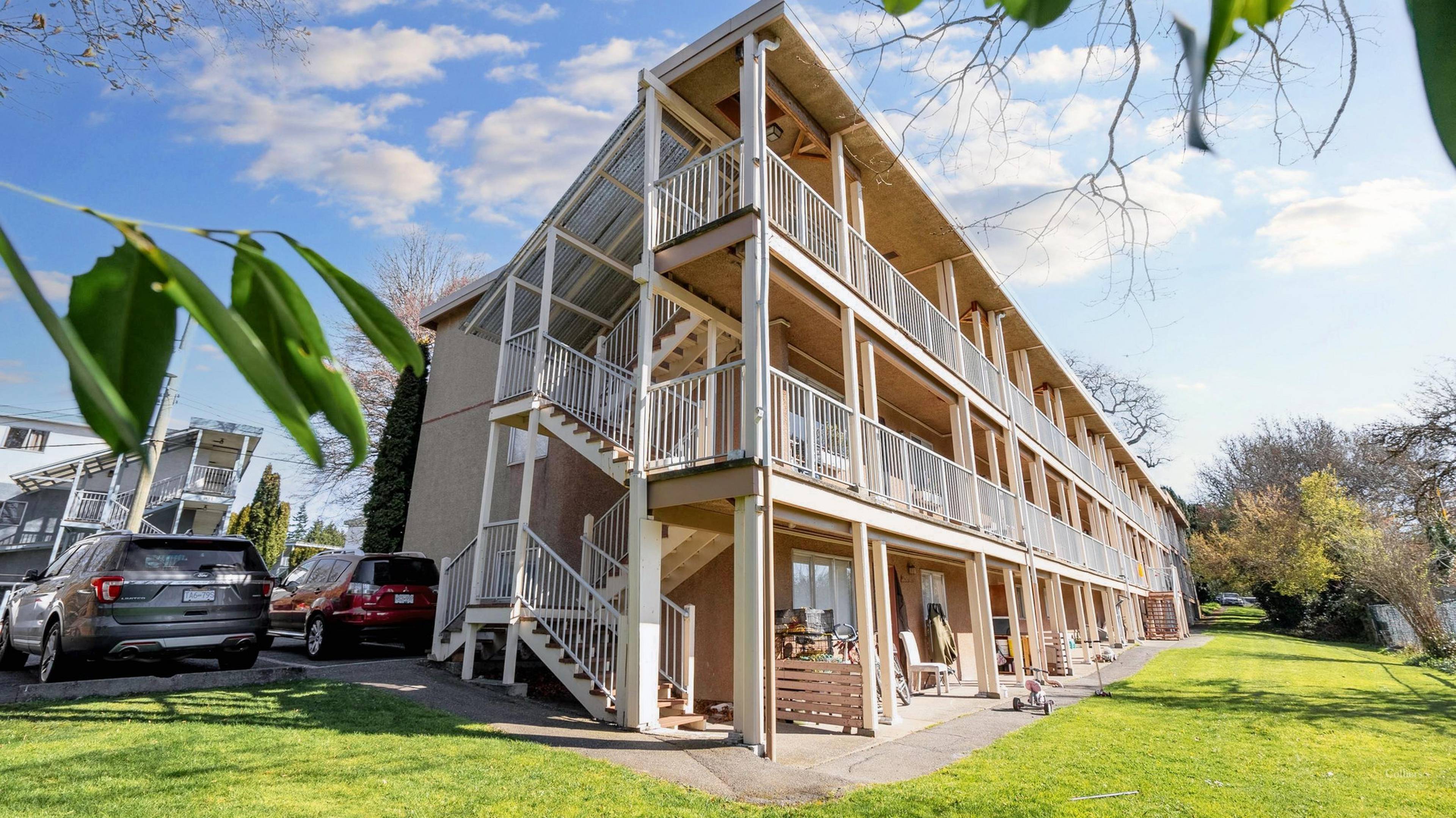Mainstreet Victoria Garden Apartments Apartment Building