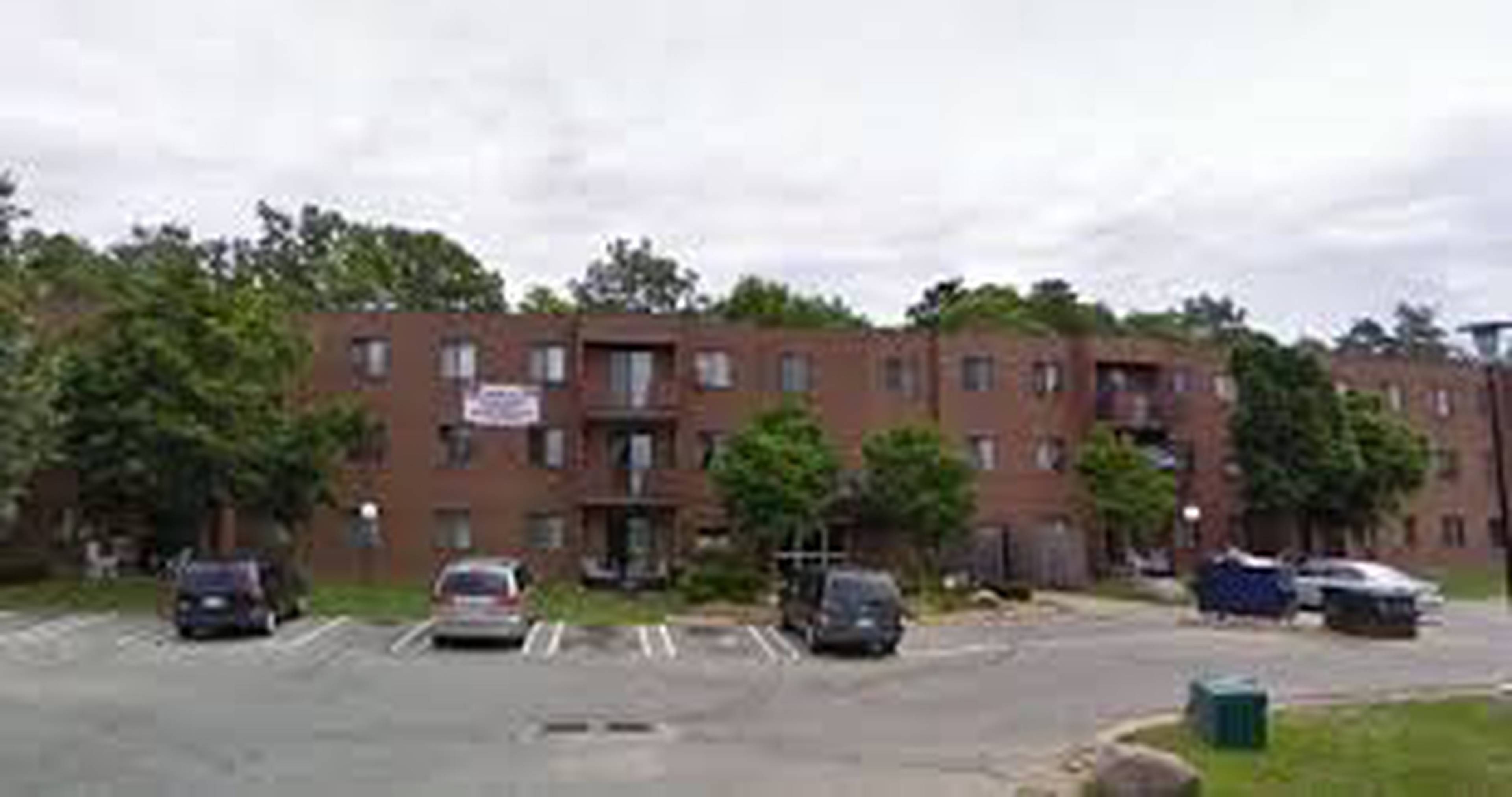 Wendy Court Apartment Building
