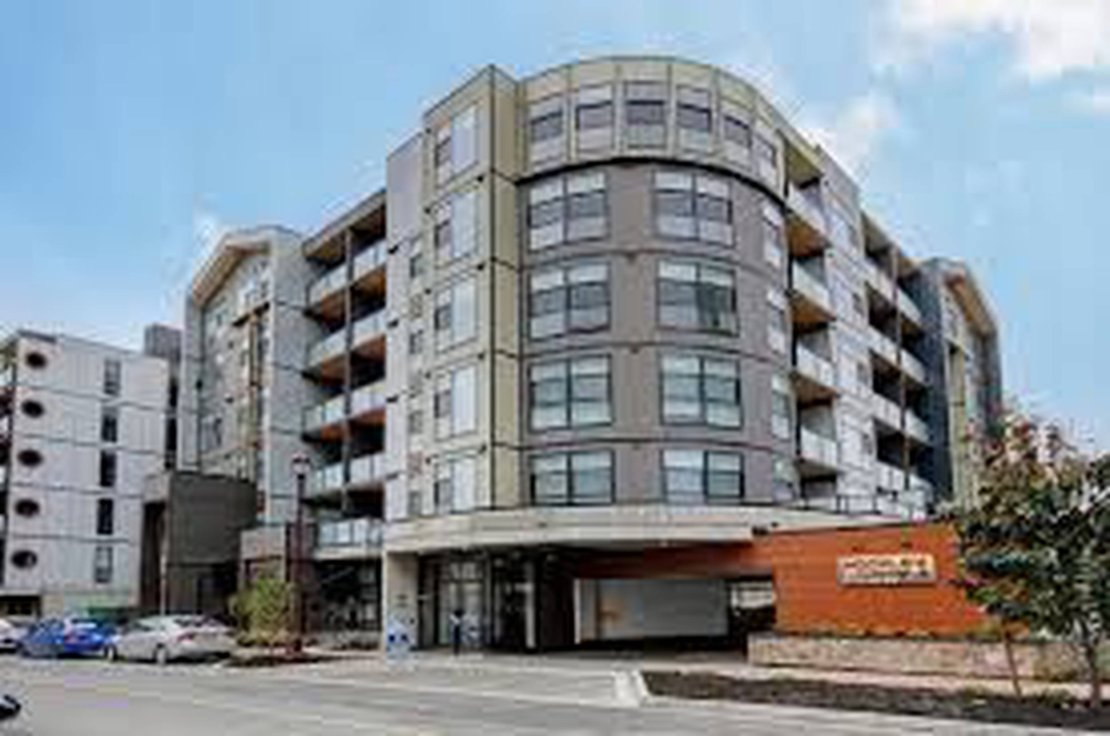 Hockley Corners Apartment Building