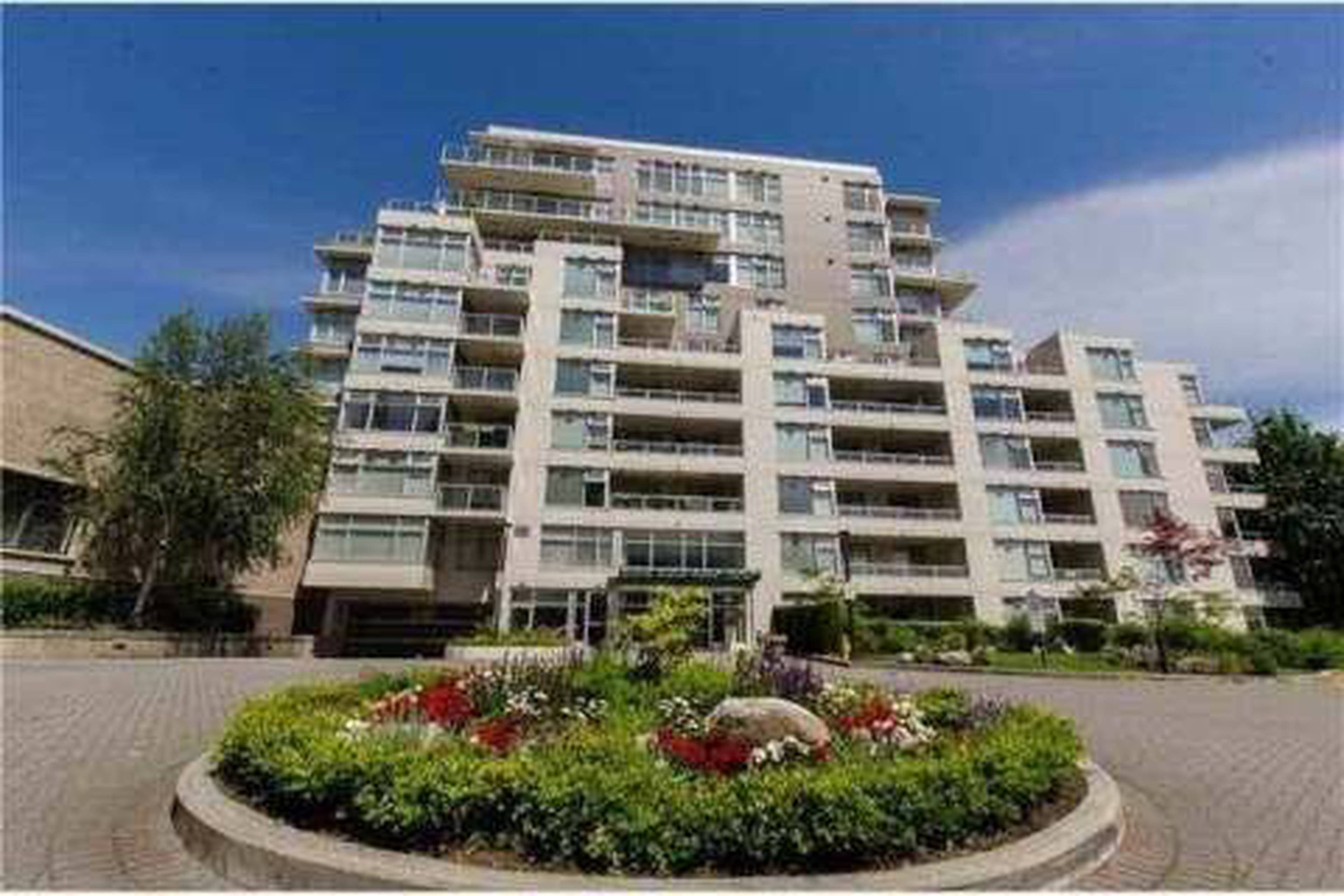 Novo II 9262 University Crescent Apartments for Rent Burnaby liv.rent