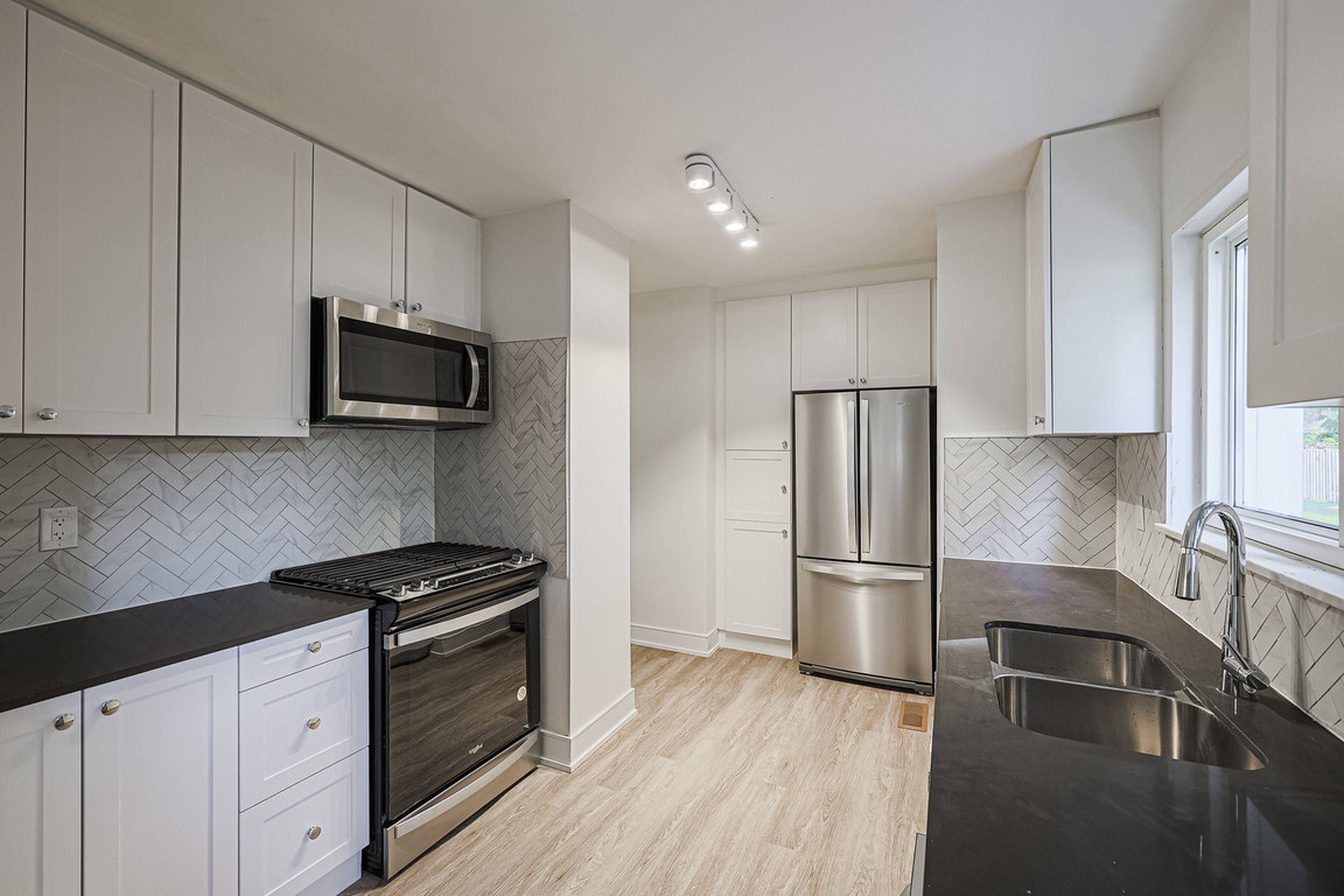 2029-2055 Victoria Park Avenue Apartment Building