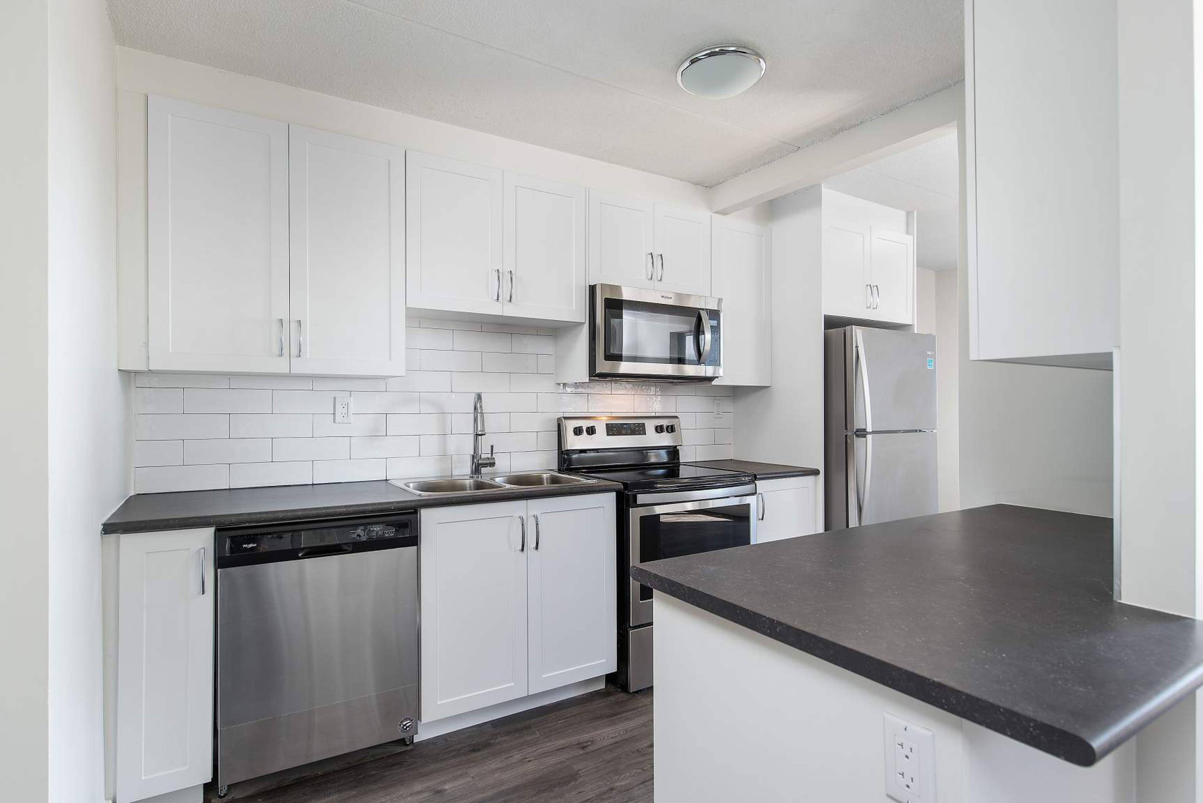 19-21 Dalegrove Drive Apartment Building