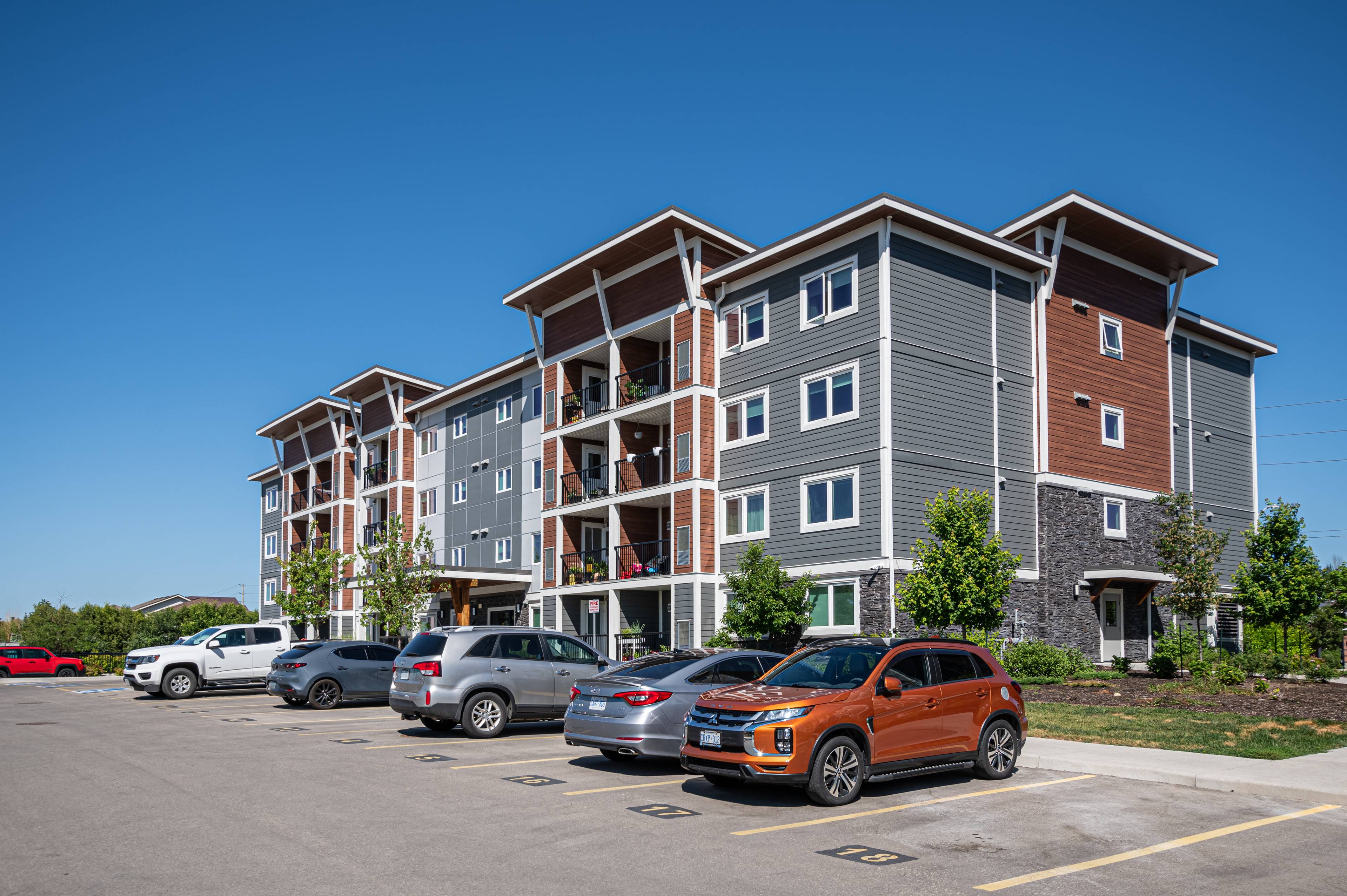 772 Paisley Road, 4 Ryde Road & 3 Candlewood Drive Apartment Building