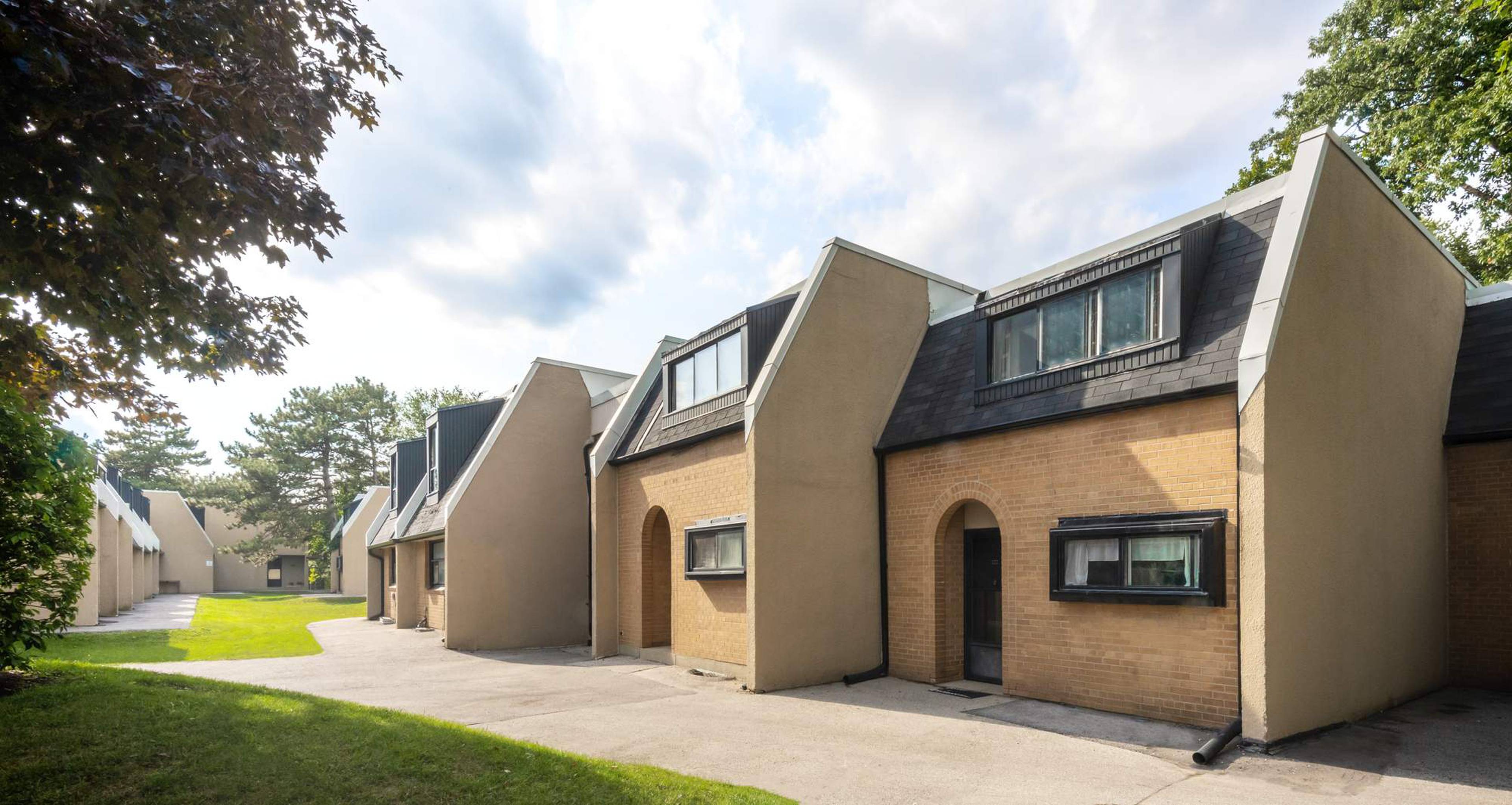 Alit Don Valley Property Inc. - Valleywoods Rd. Apartment Building