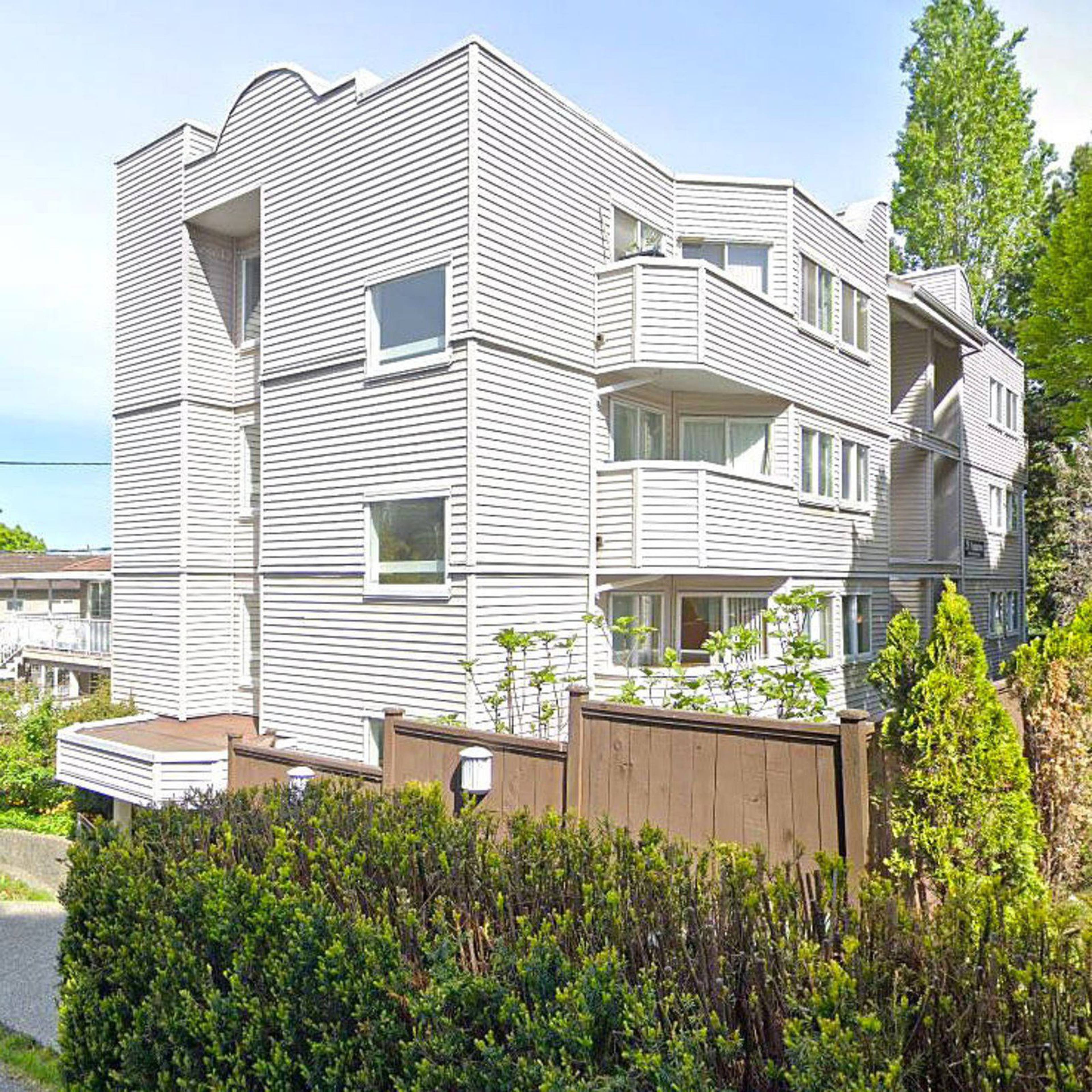 Grandview Apartment Building