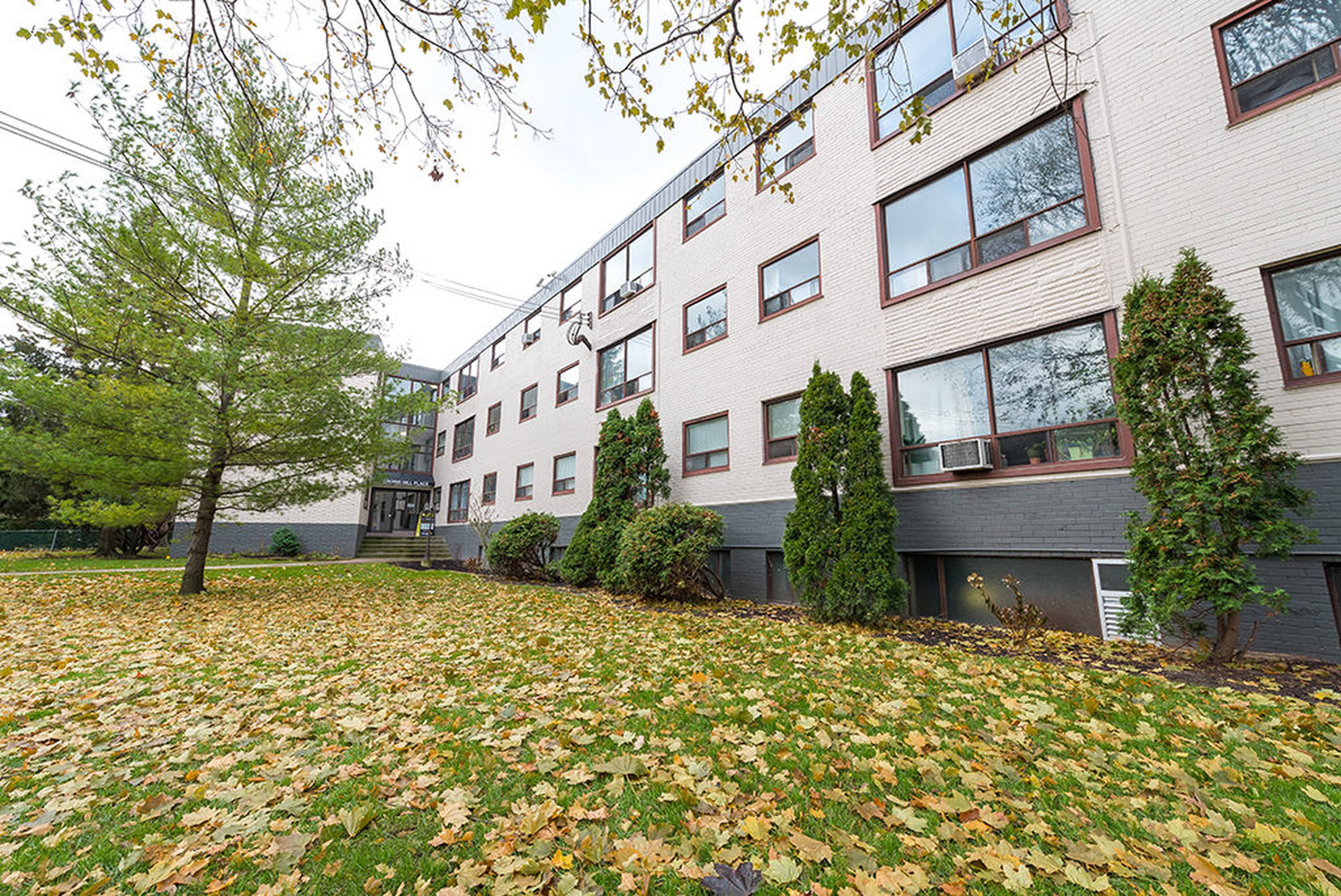 Crown Hill Place Apartments Apartment Building