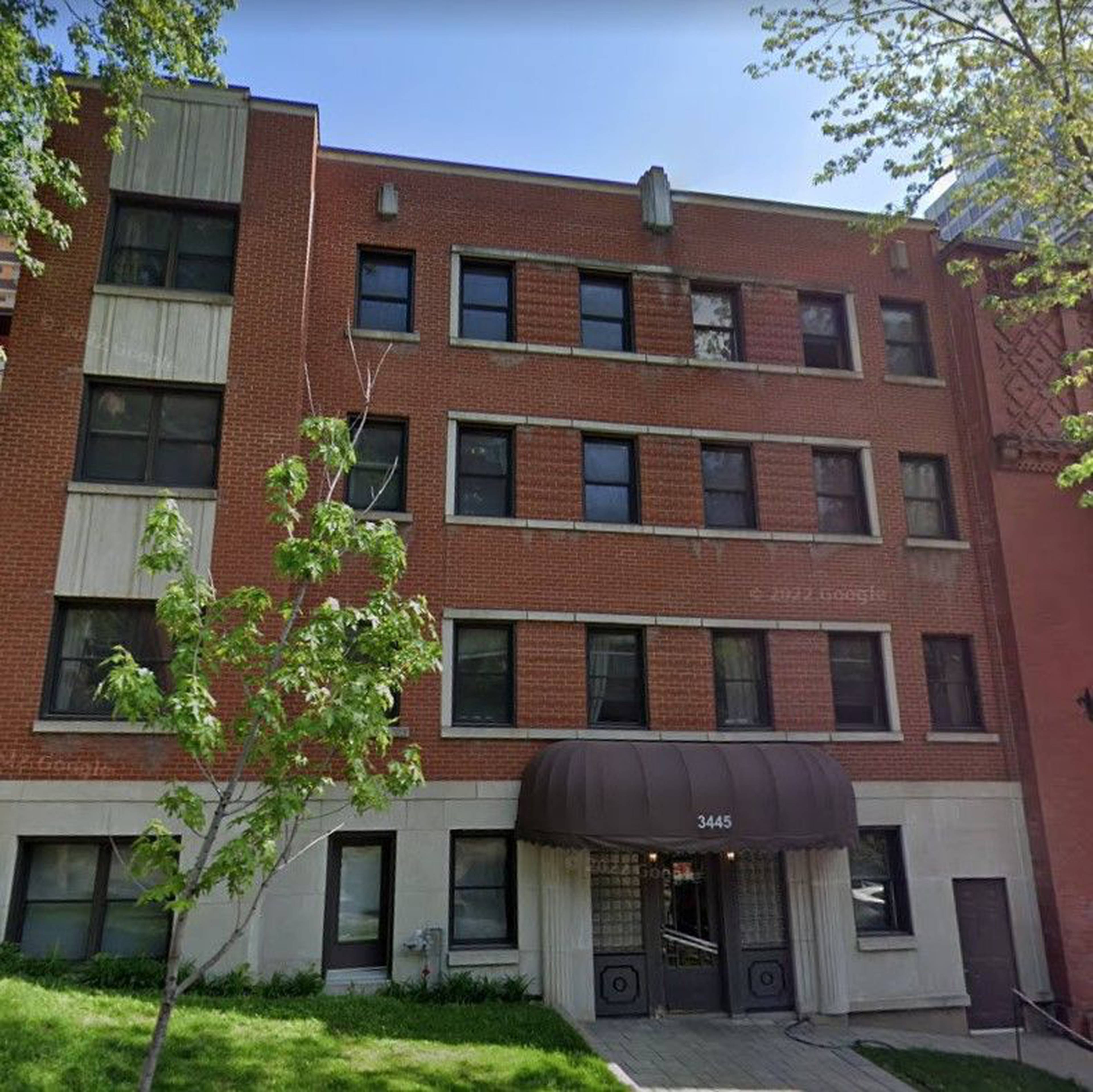 3445 Rue Stanley Apartment Building