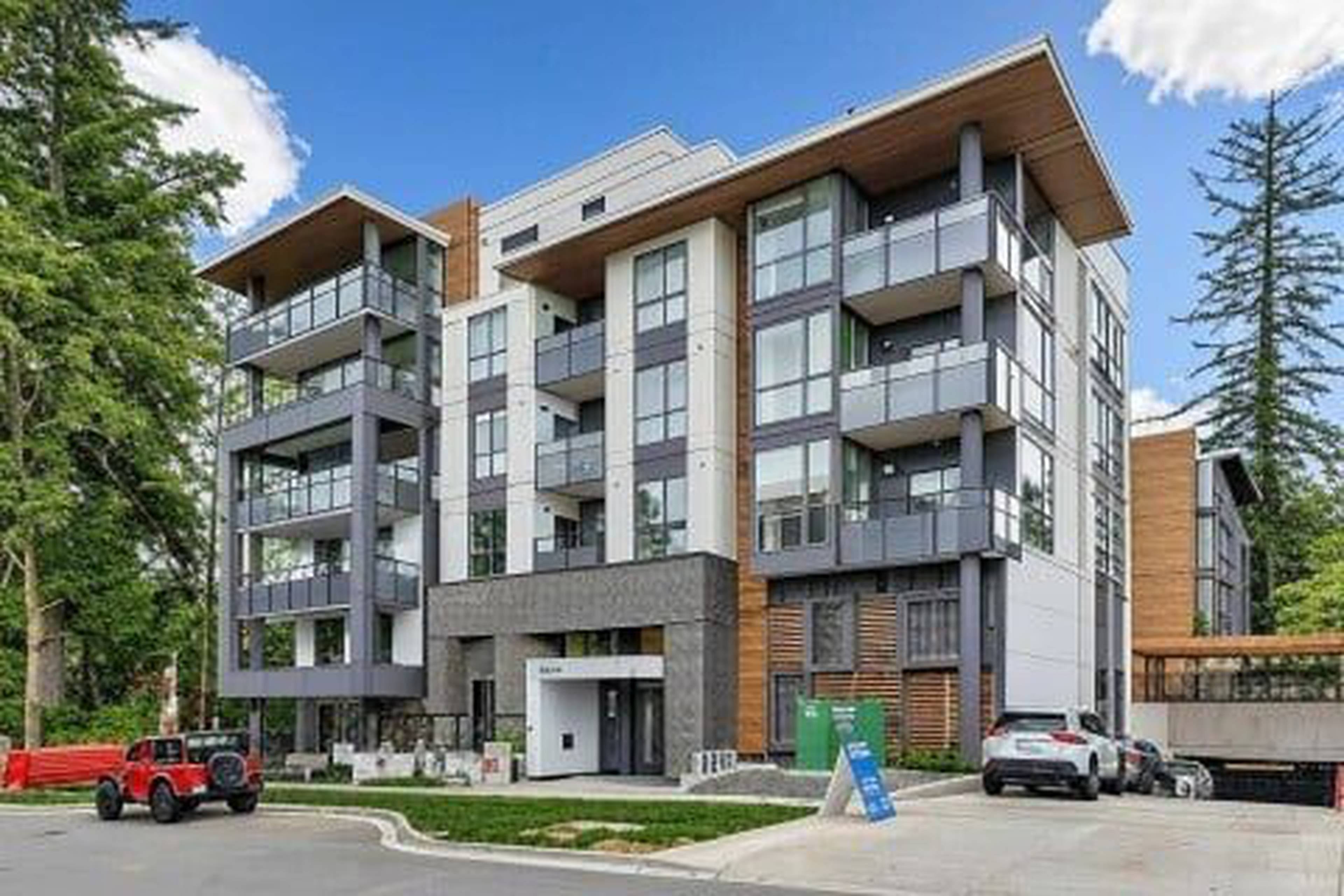 Harlo Apartment Building