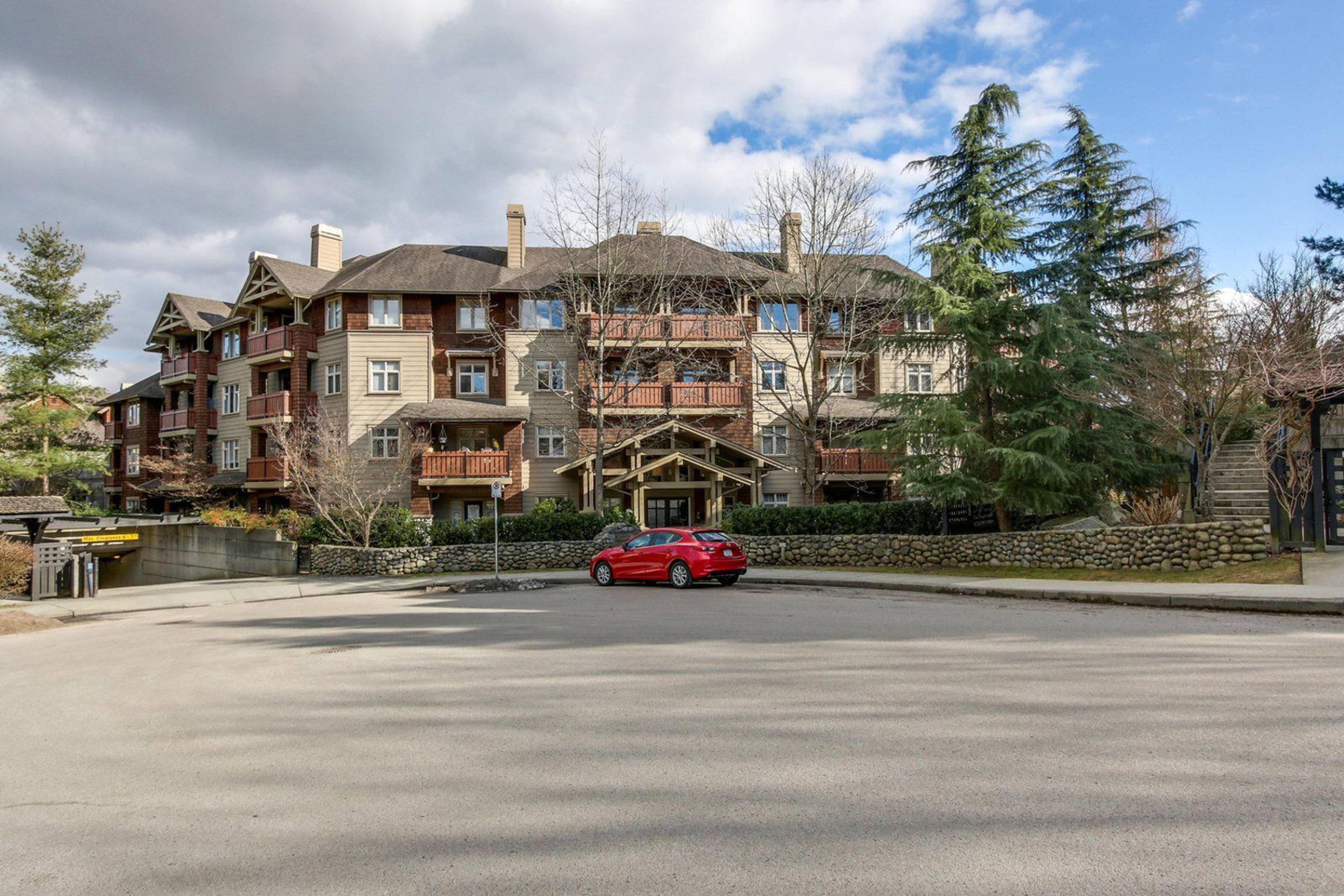 The Crofton Apartment Building