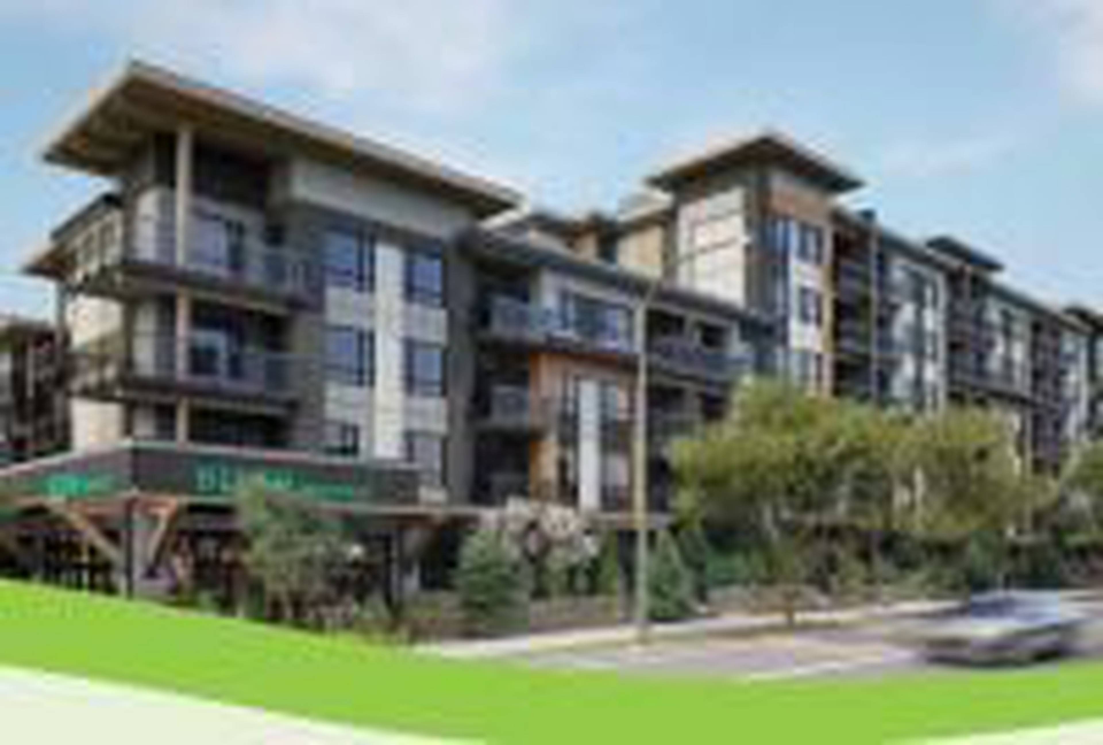 Walnut Park Apartment Building