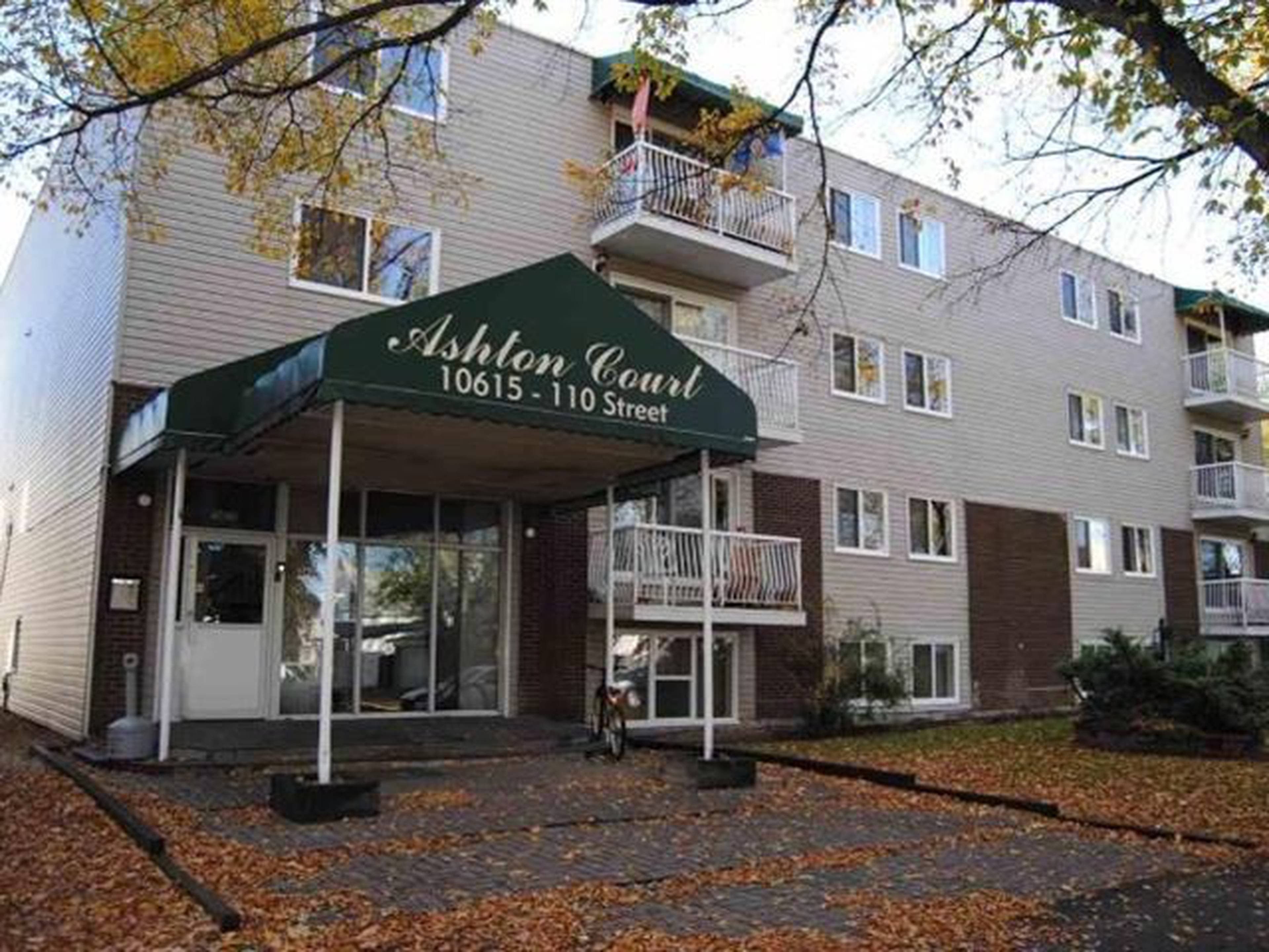 Ashton Court Apartment Building