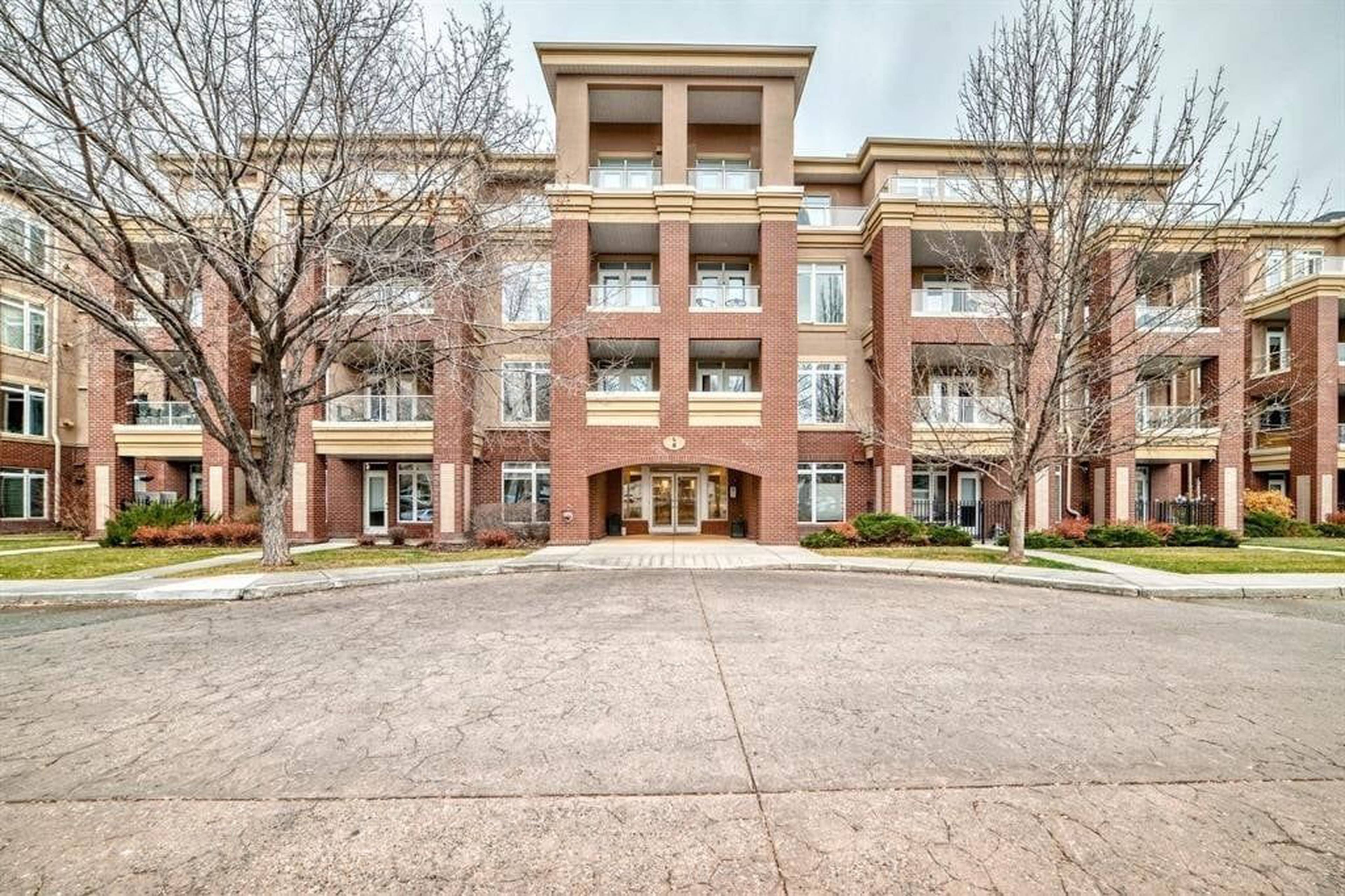 Copperwood Apartment Building