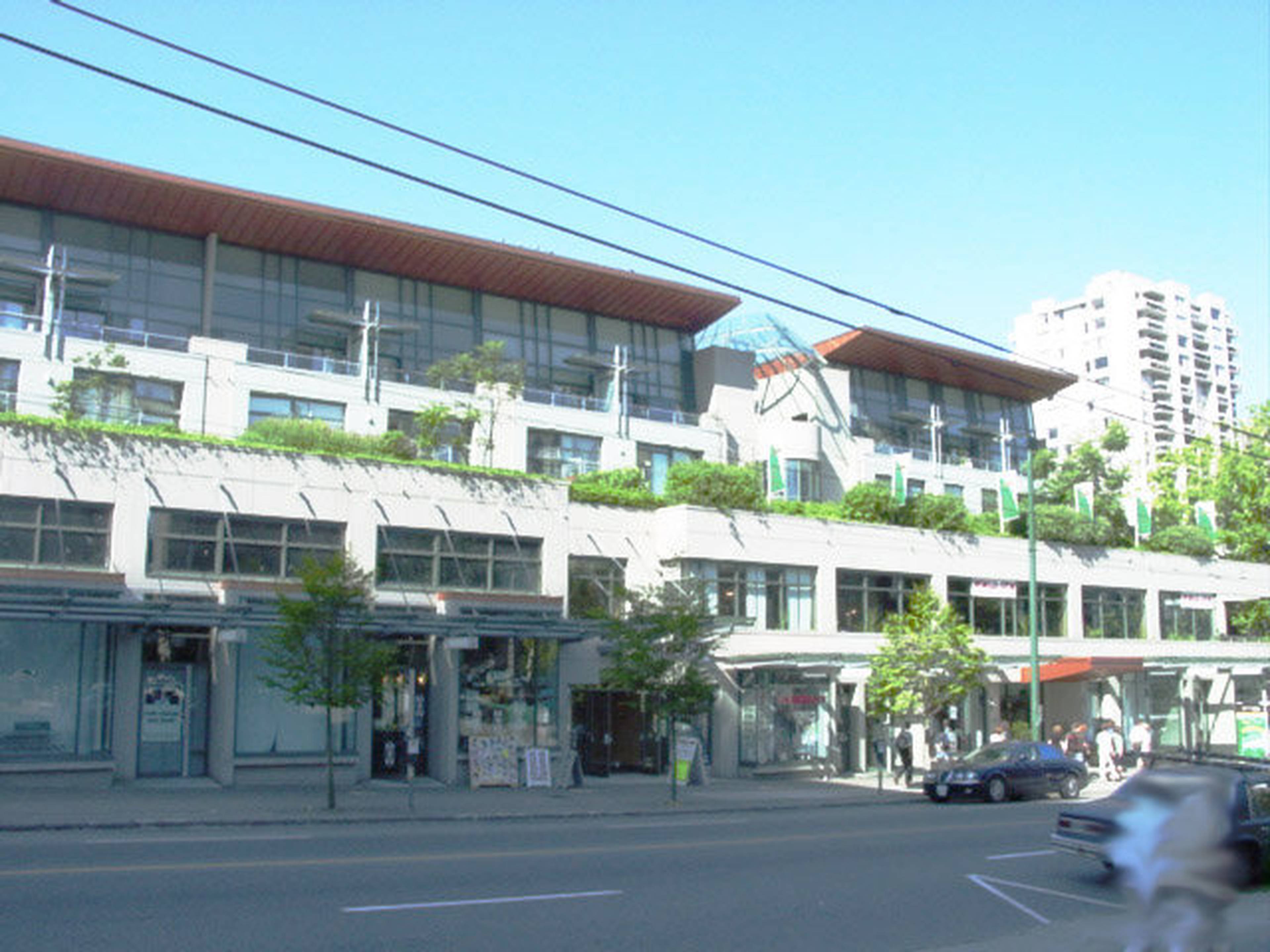 Pacific Robson Palais Apartment Building
