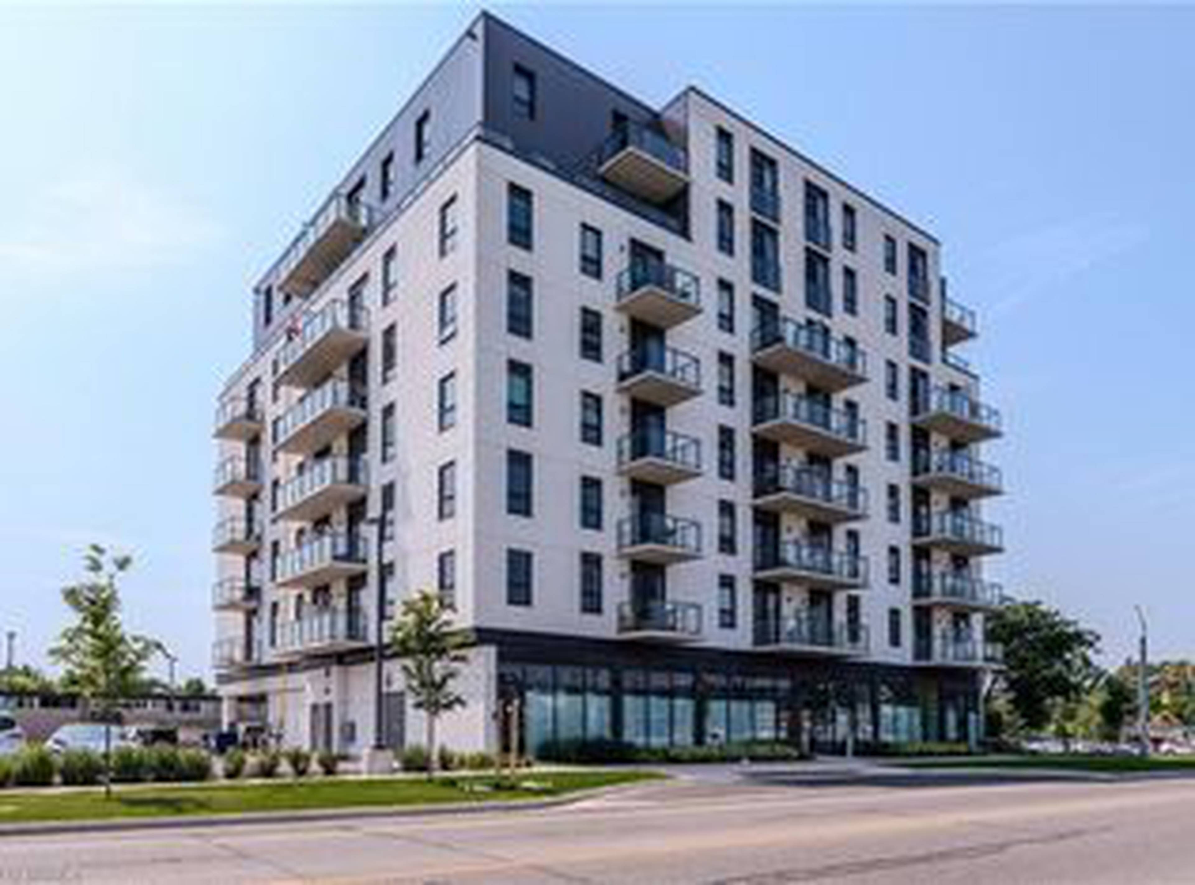 Erie Ave Apartment Building