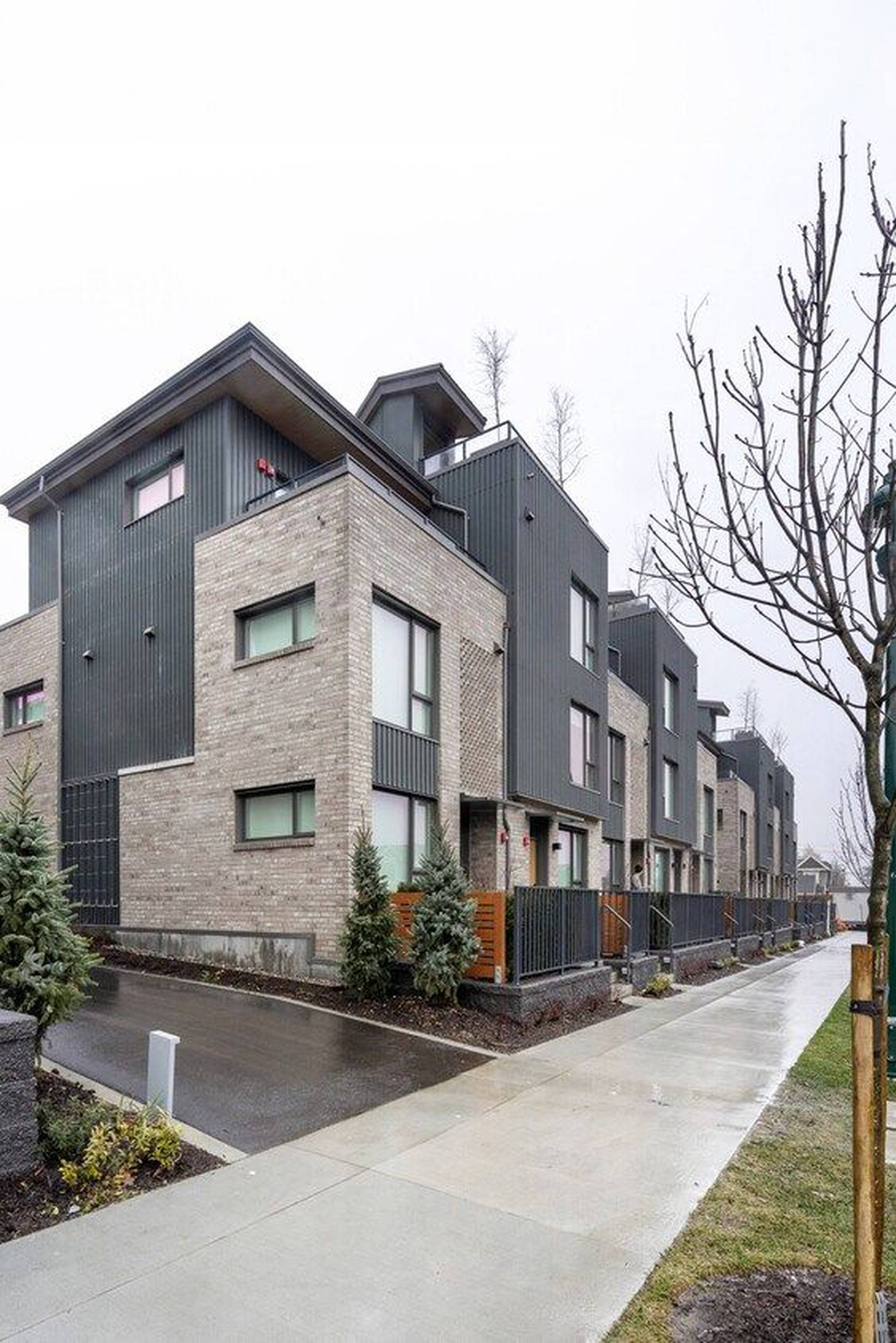 Rowe Apartment Building