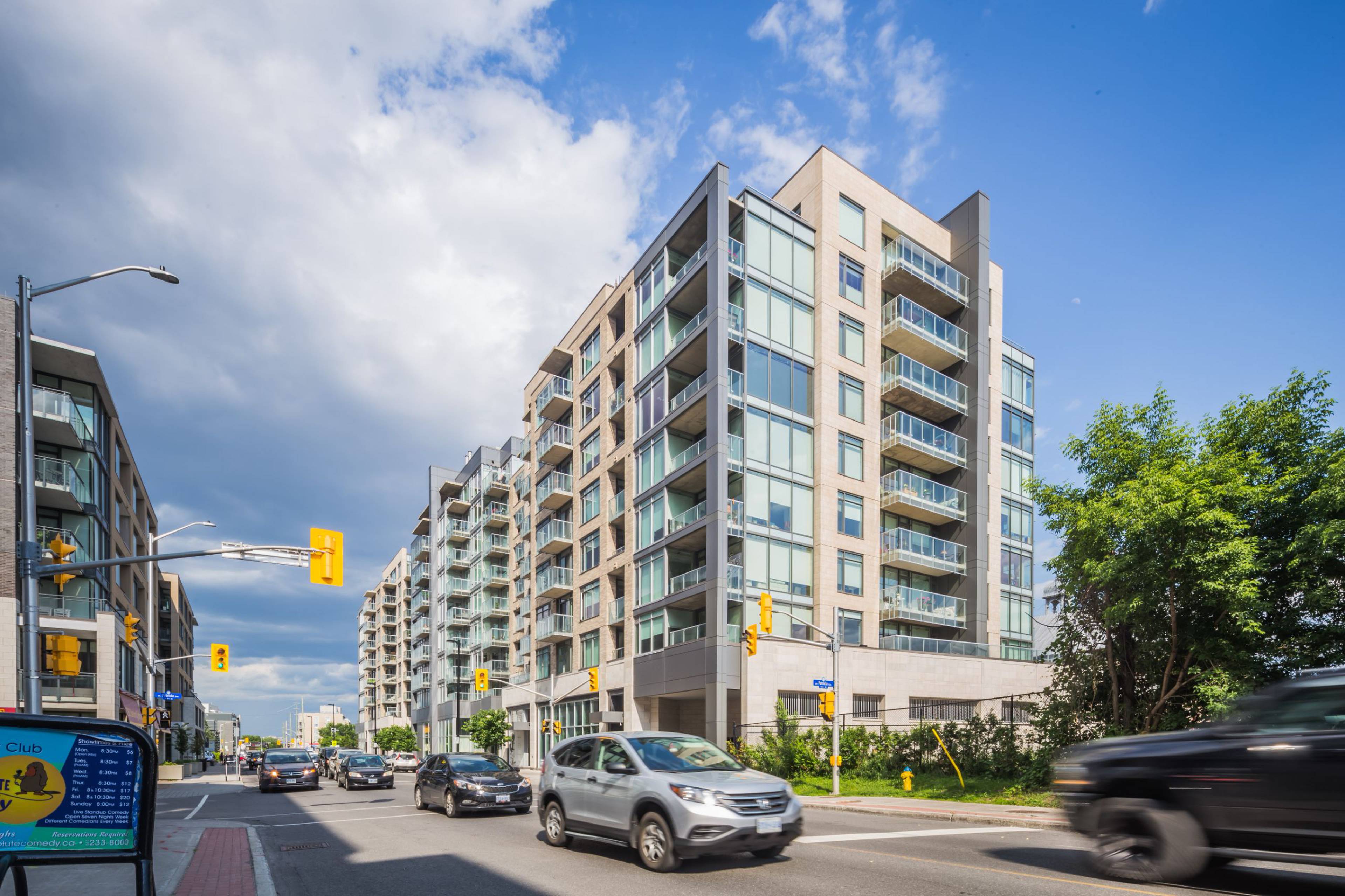 Q West Apartment Building