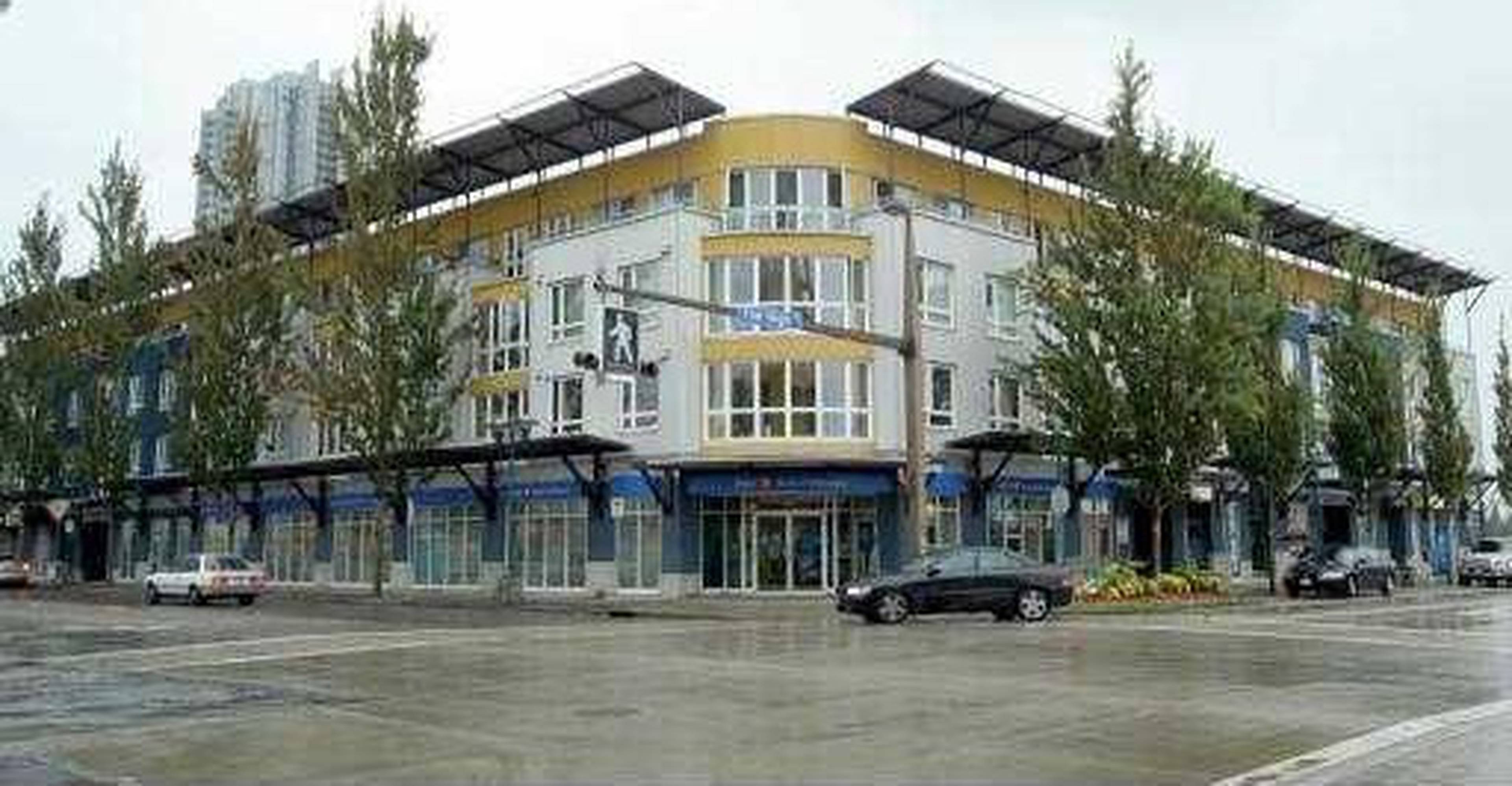 The Kensington Apartment Building