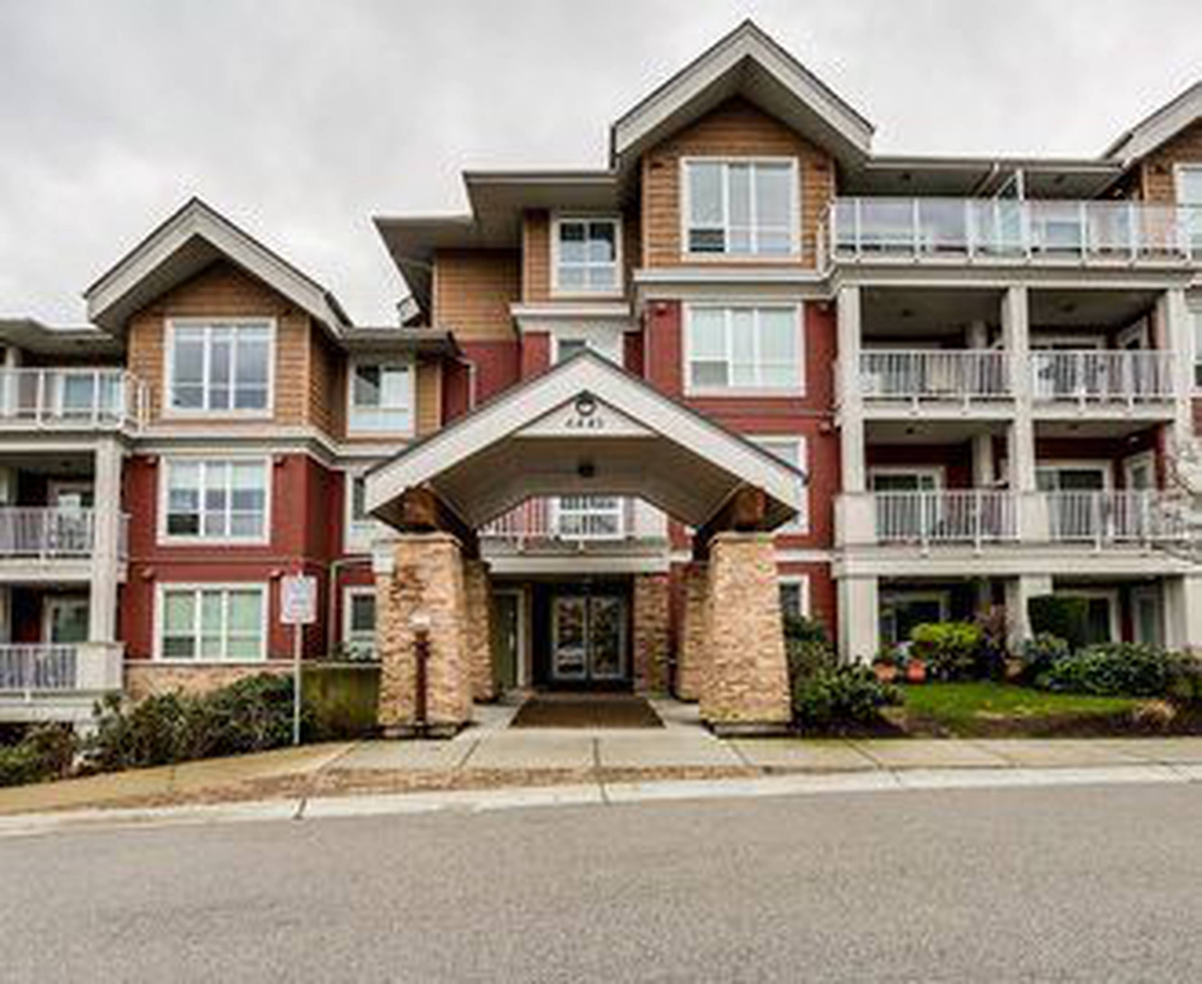 Waterstone Apartment Building