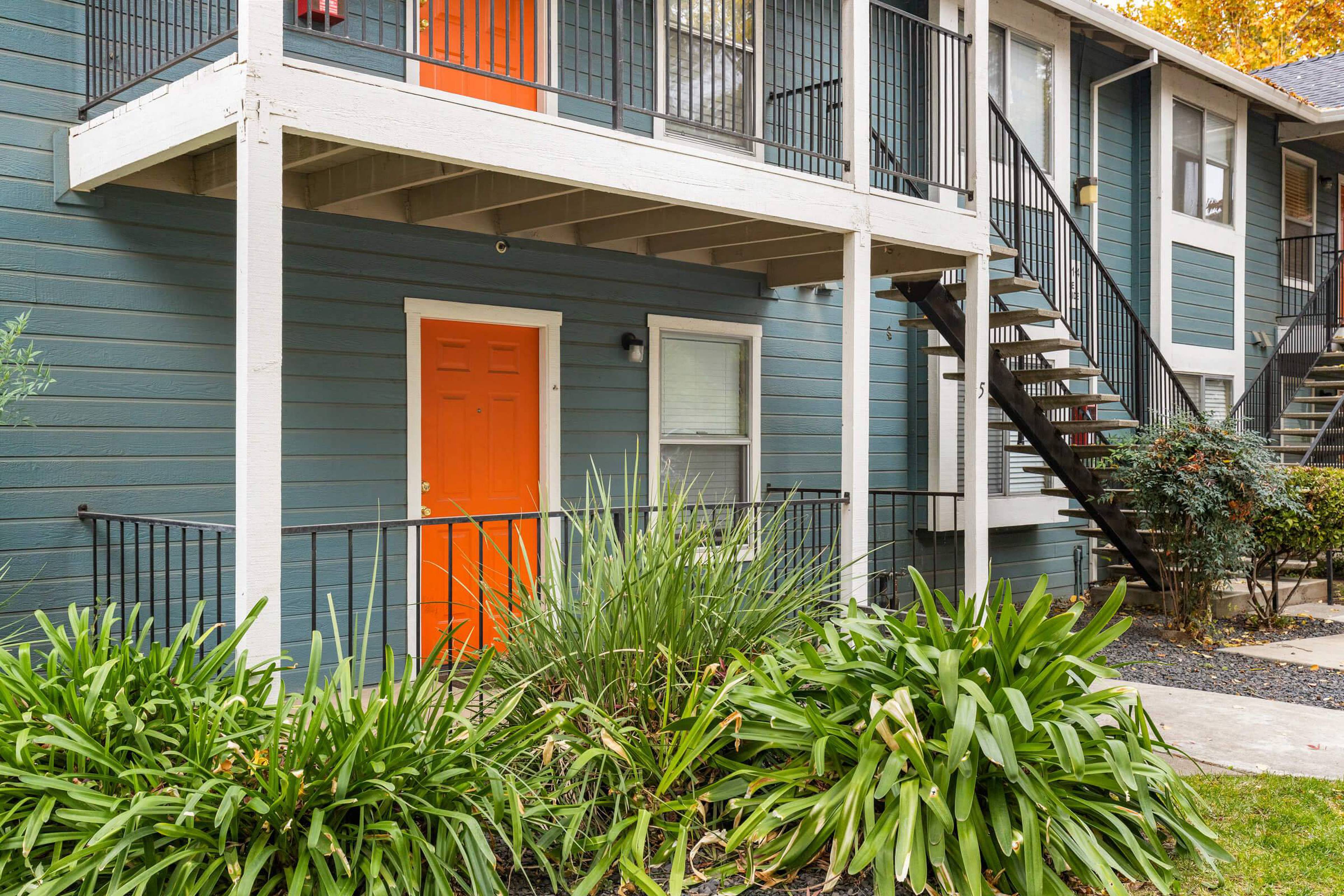 Redwood Cove Apartments Apartment Building