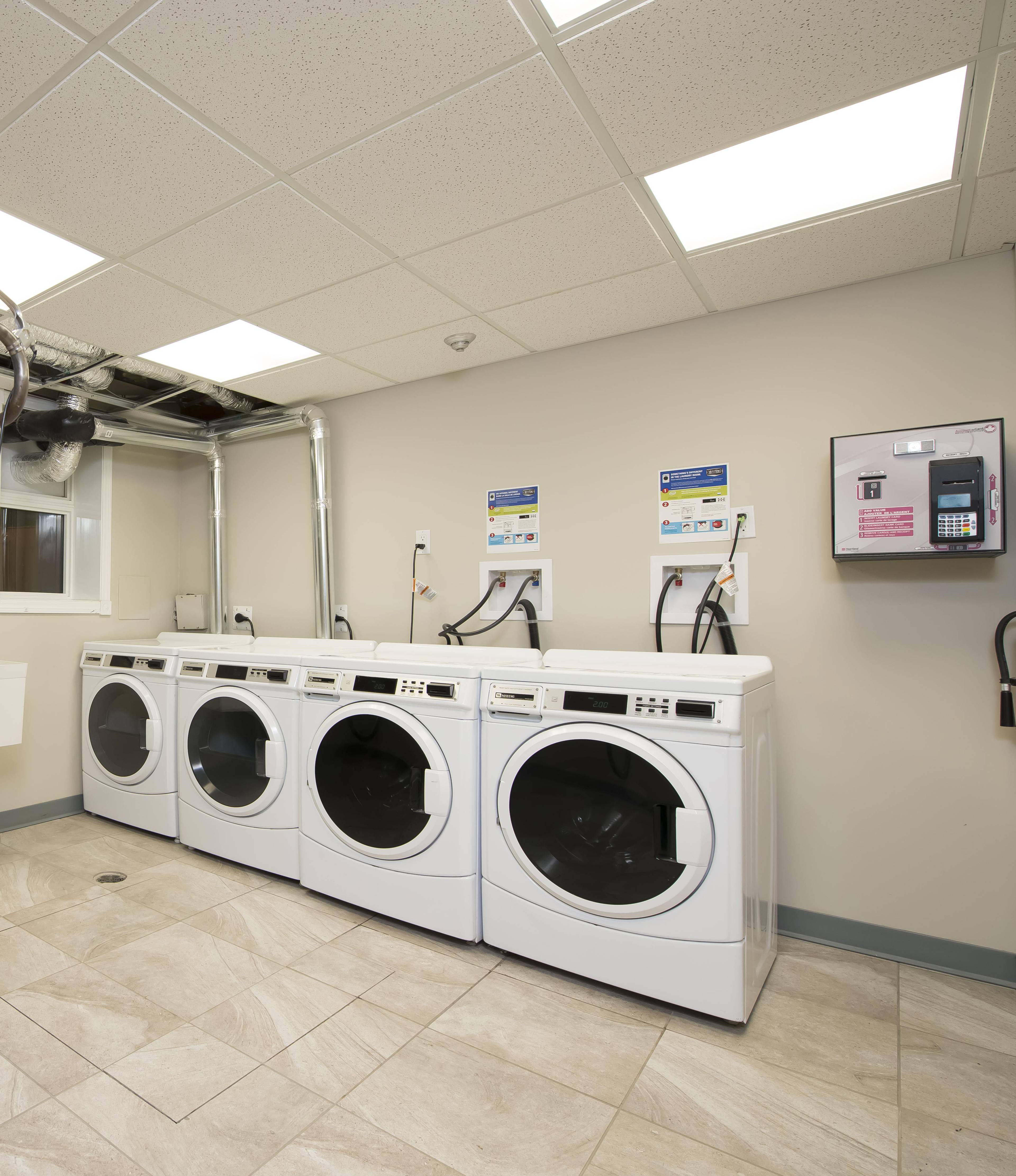 700 Corydon Apartment Apartments for Rent, 700 Corydon Avenue, Winnipeg, MB - 5