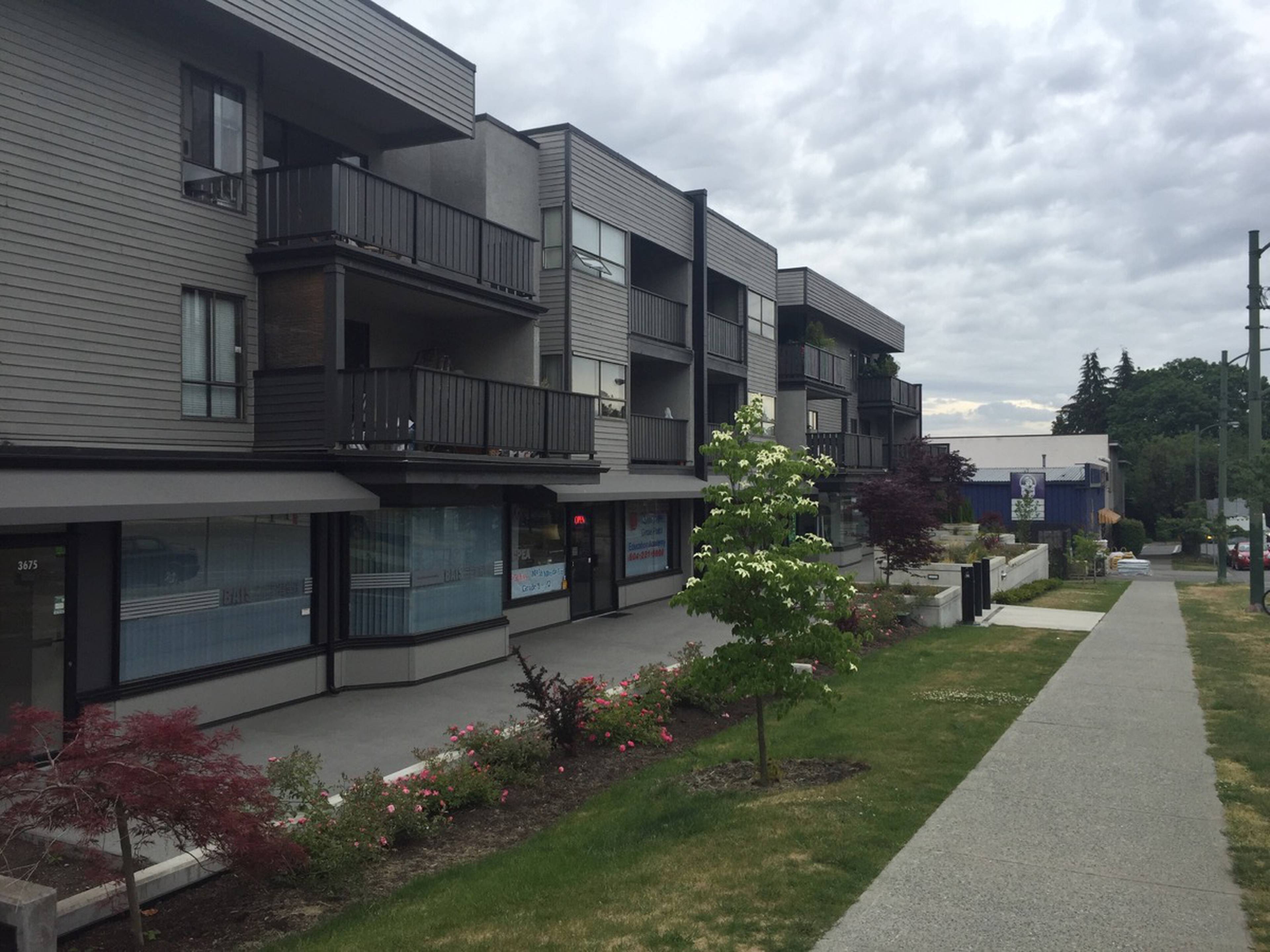 University Point Apartments for Rent, 3663 16th Ave W, Vancouver, BC - 2