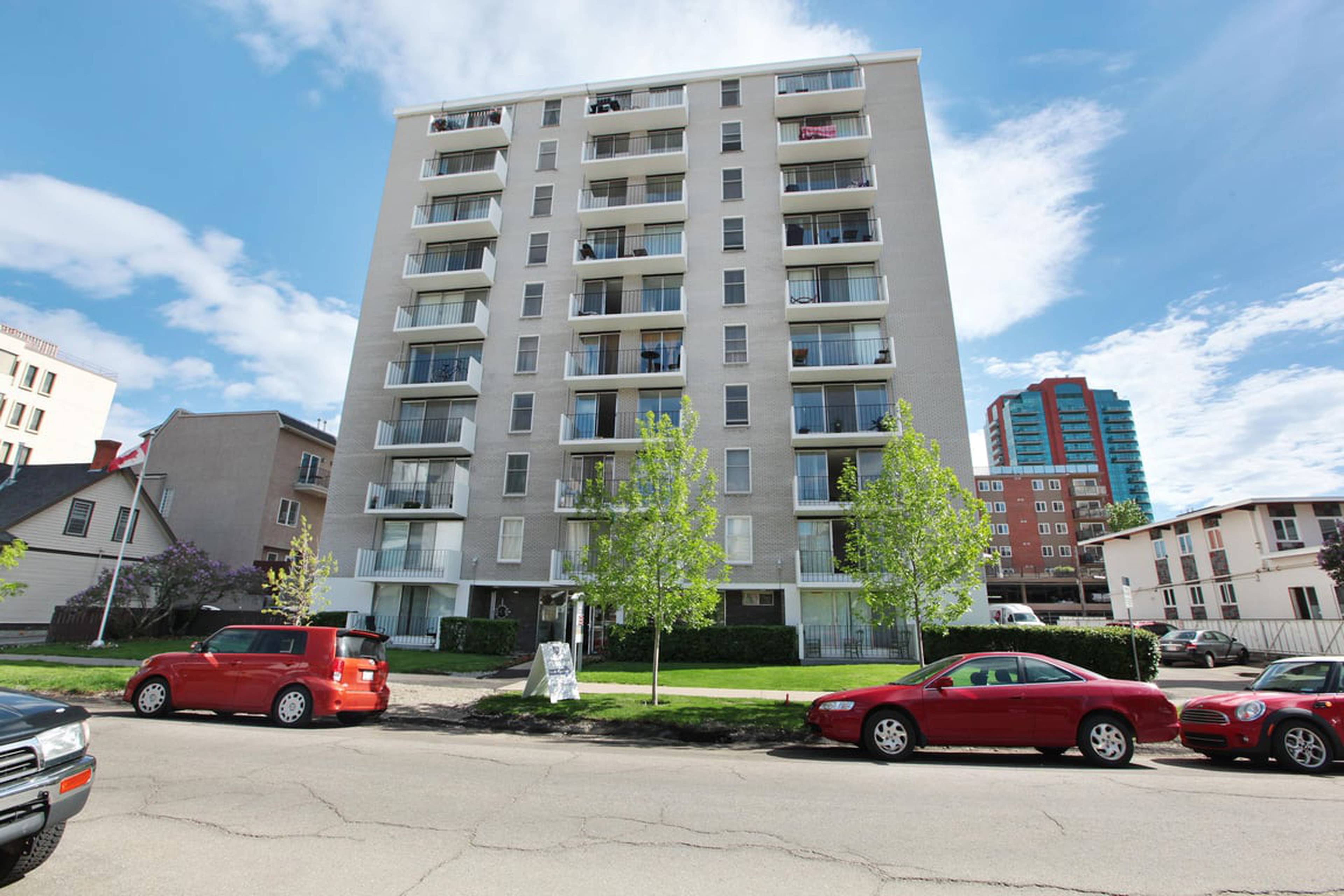 Stratton Oaks Apartment Building