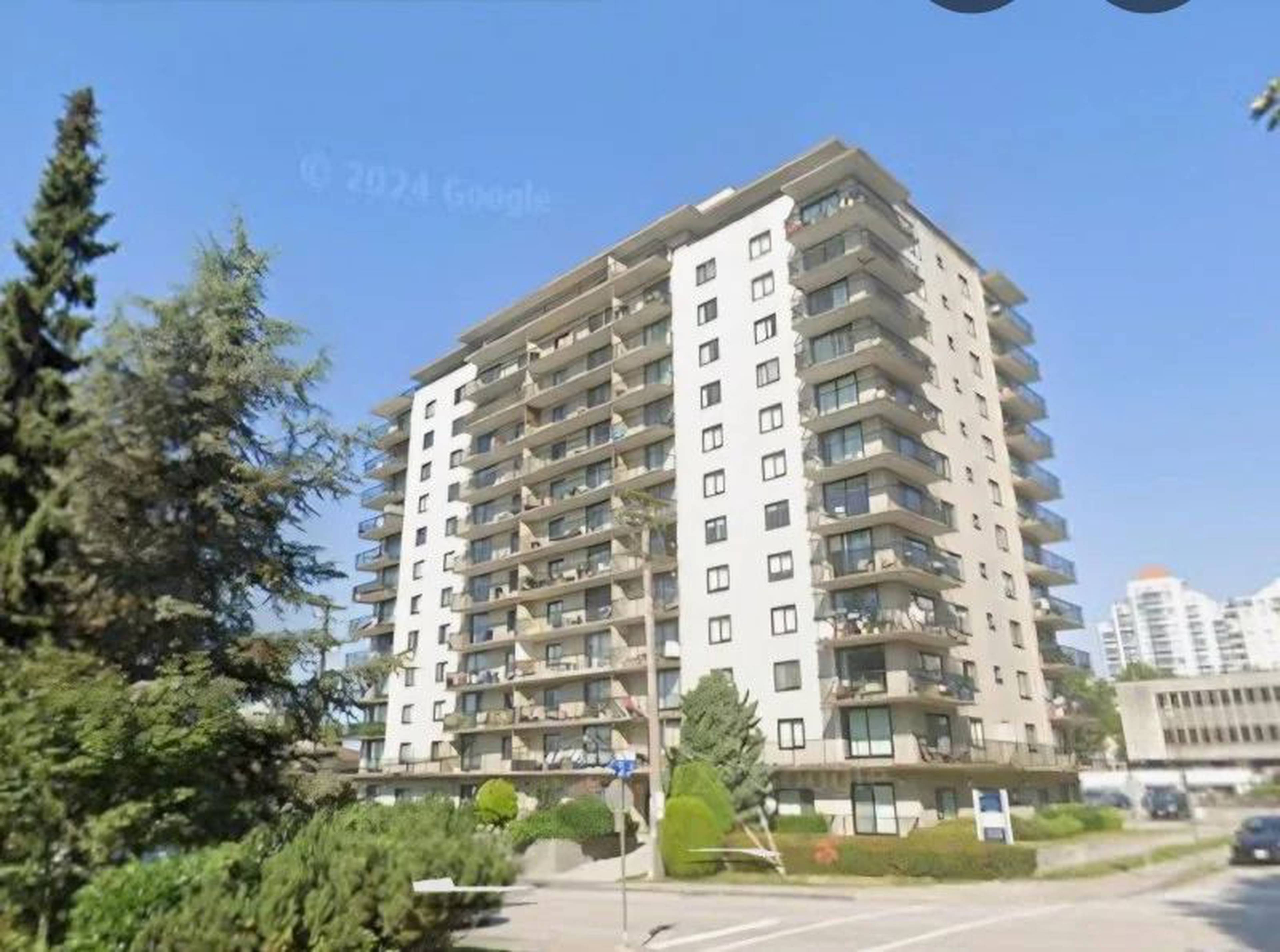 York House Apartment Building