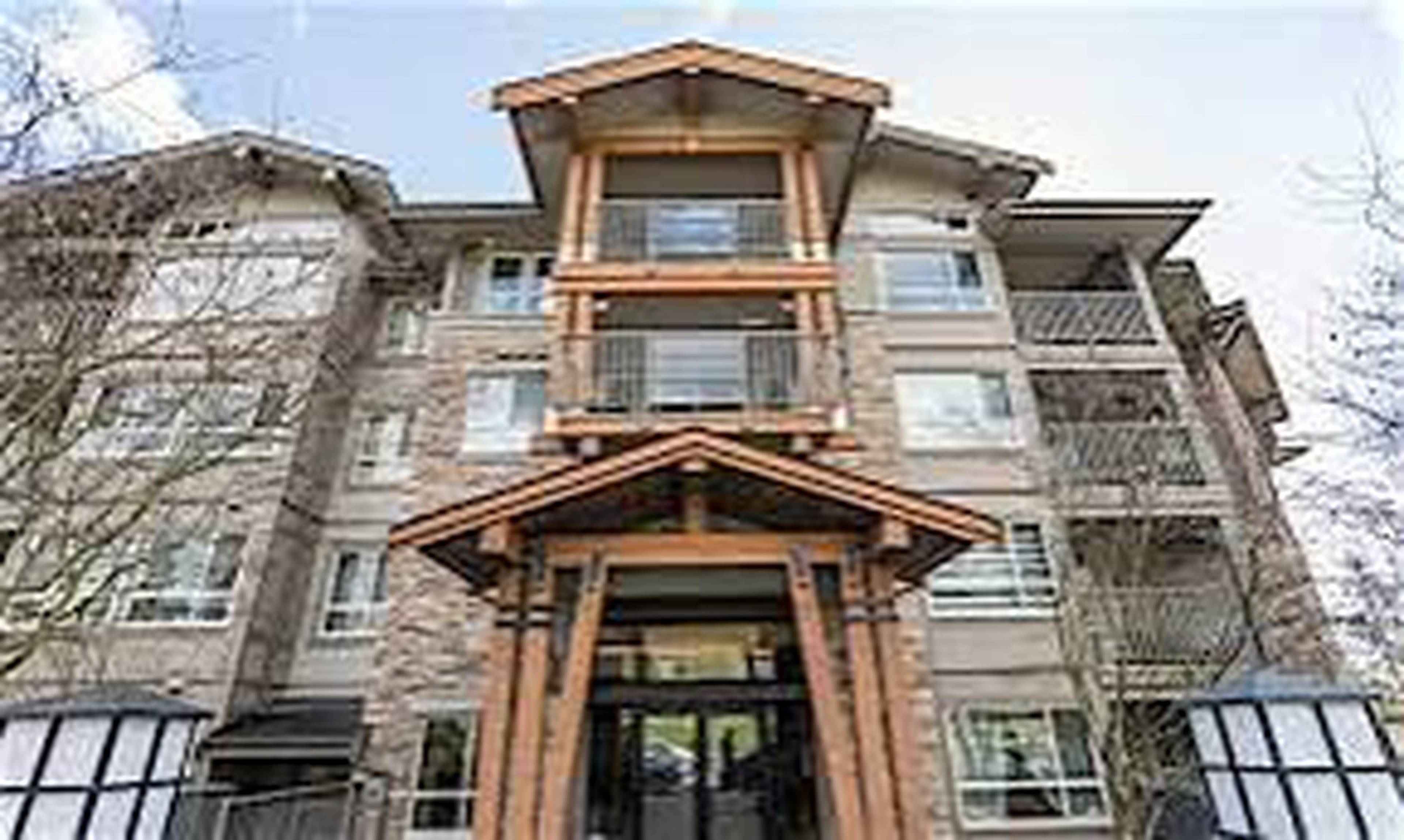 Ledgeview Apartment Building