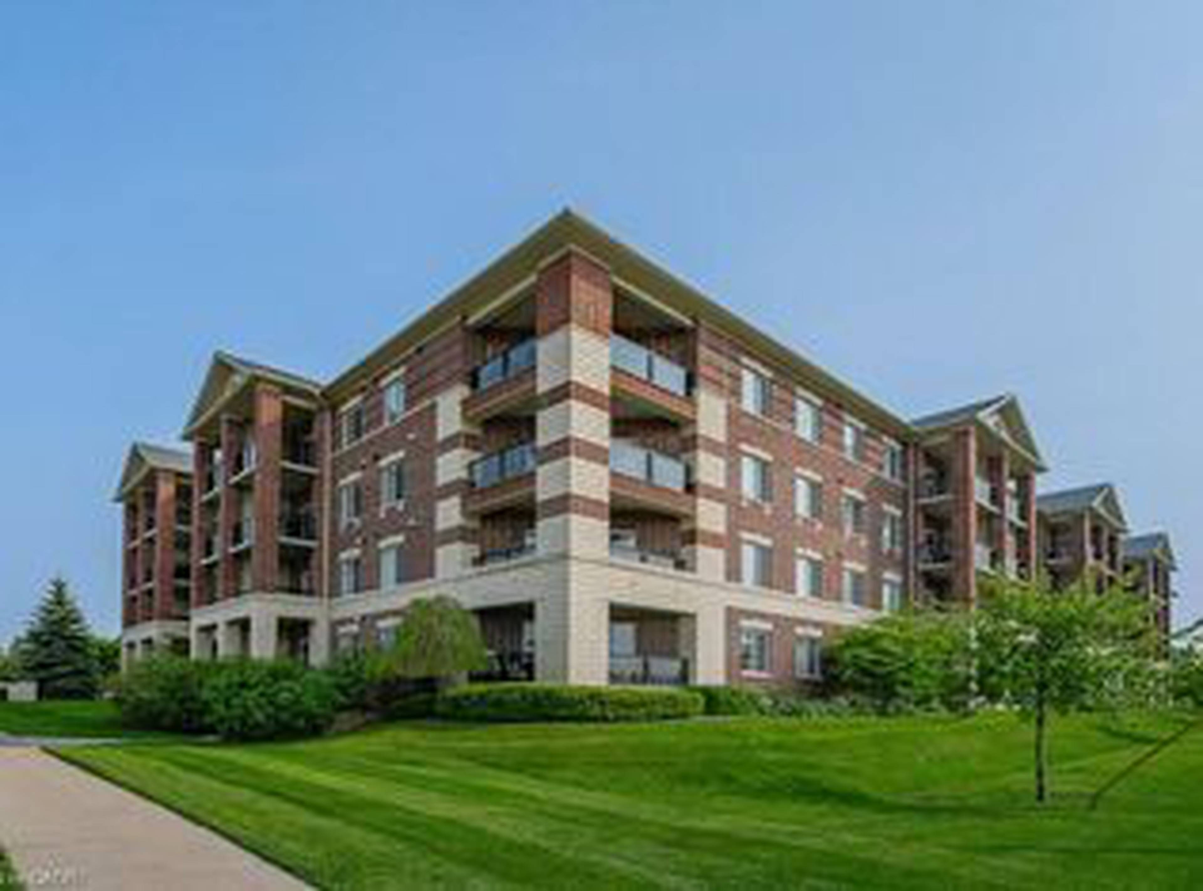 Watson Pkwy N Apartment Building