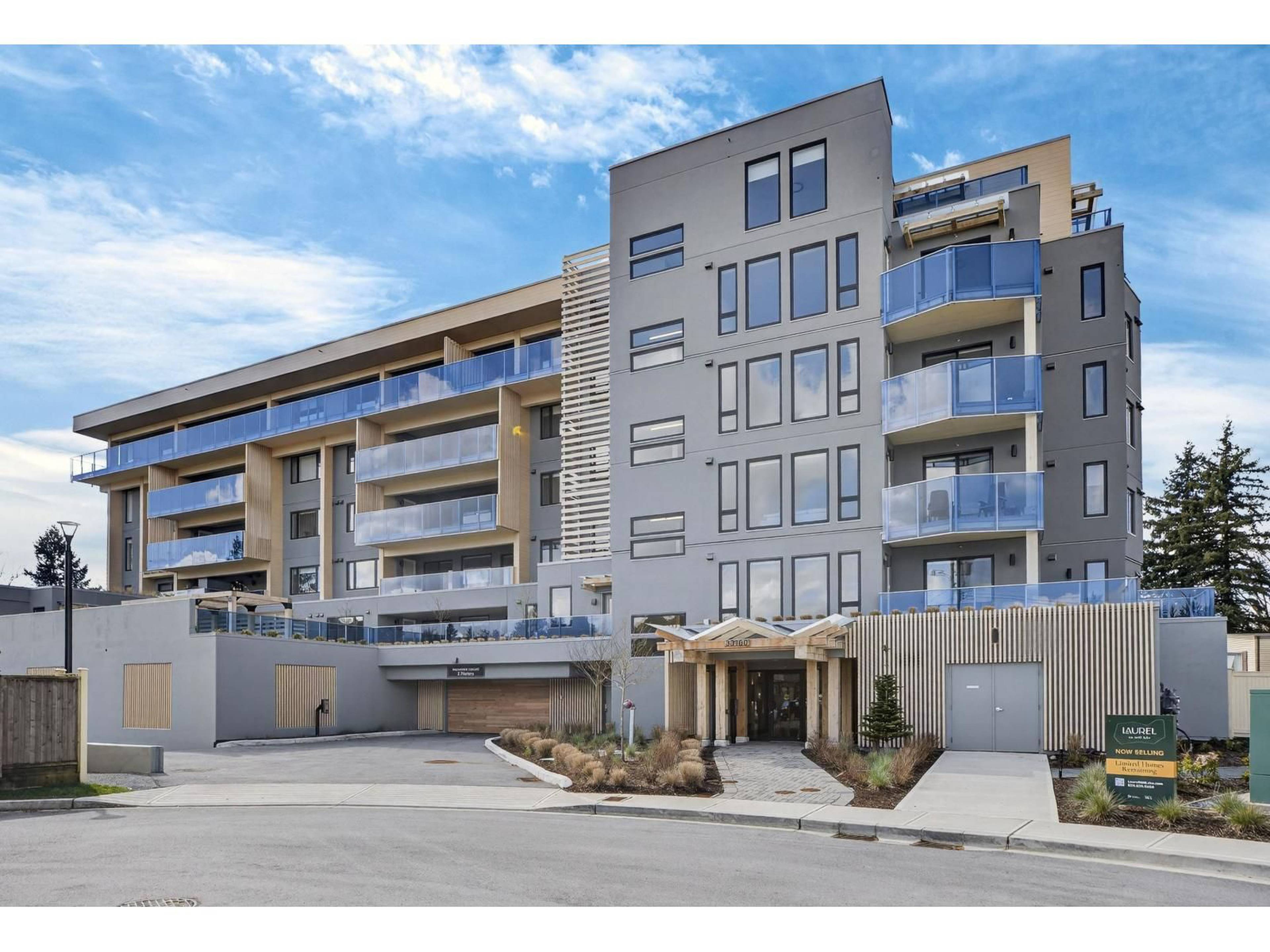 Laurel on Mill Lake Apartment Building