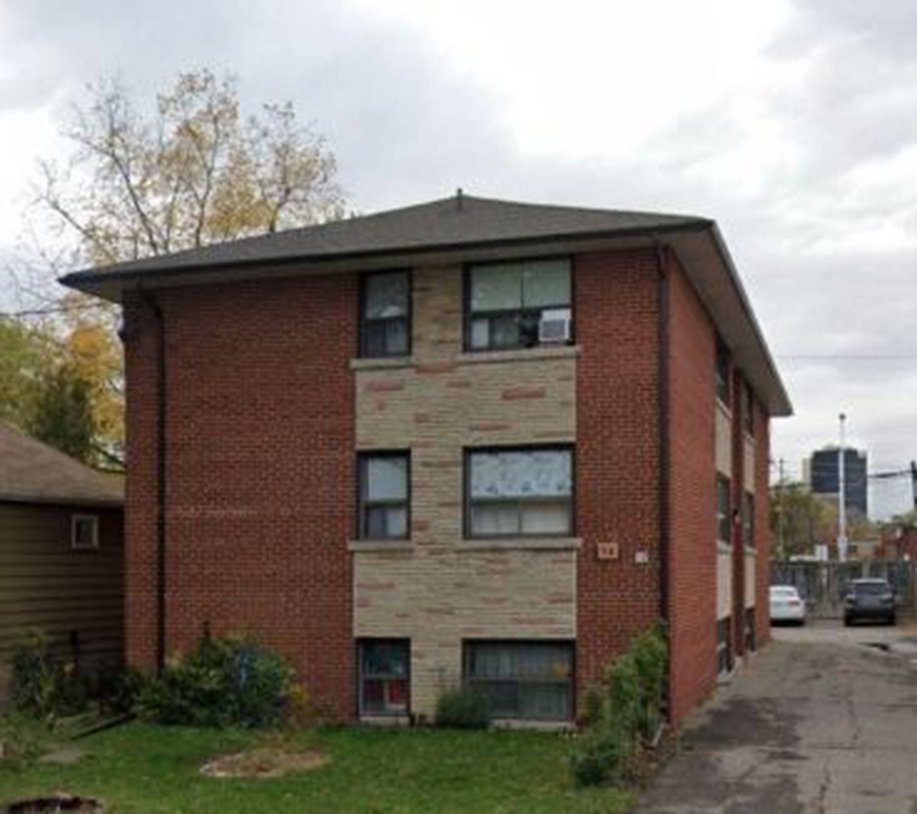 Vanevery St Apartment Building