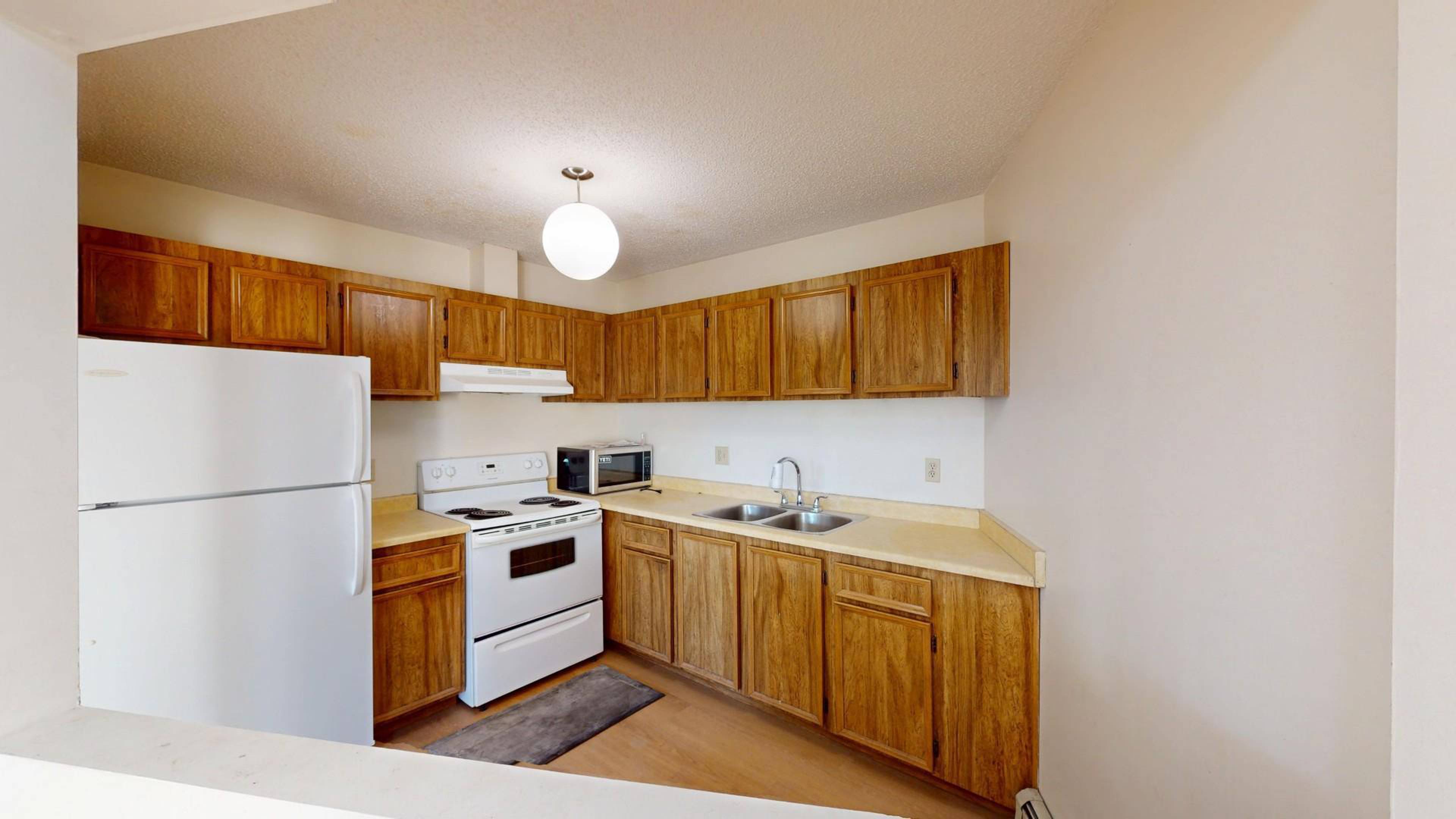 304, 4304 75 Street NW Apartment Building