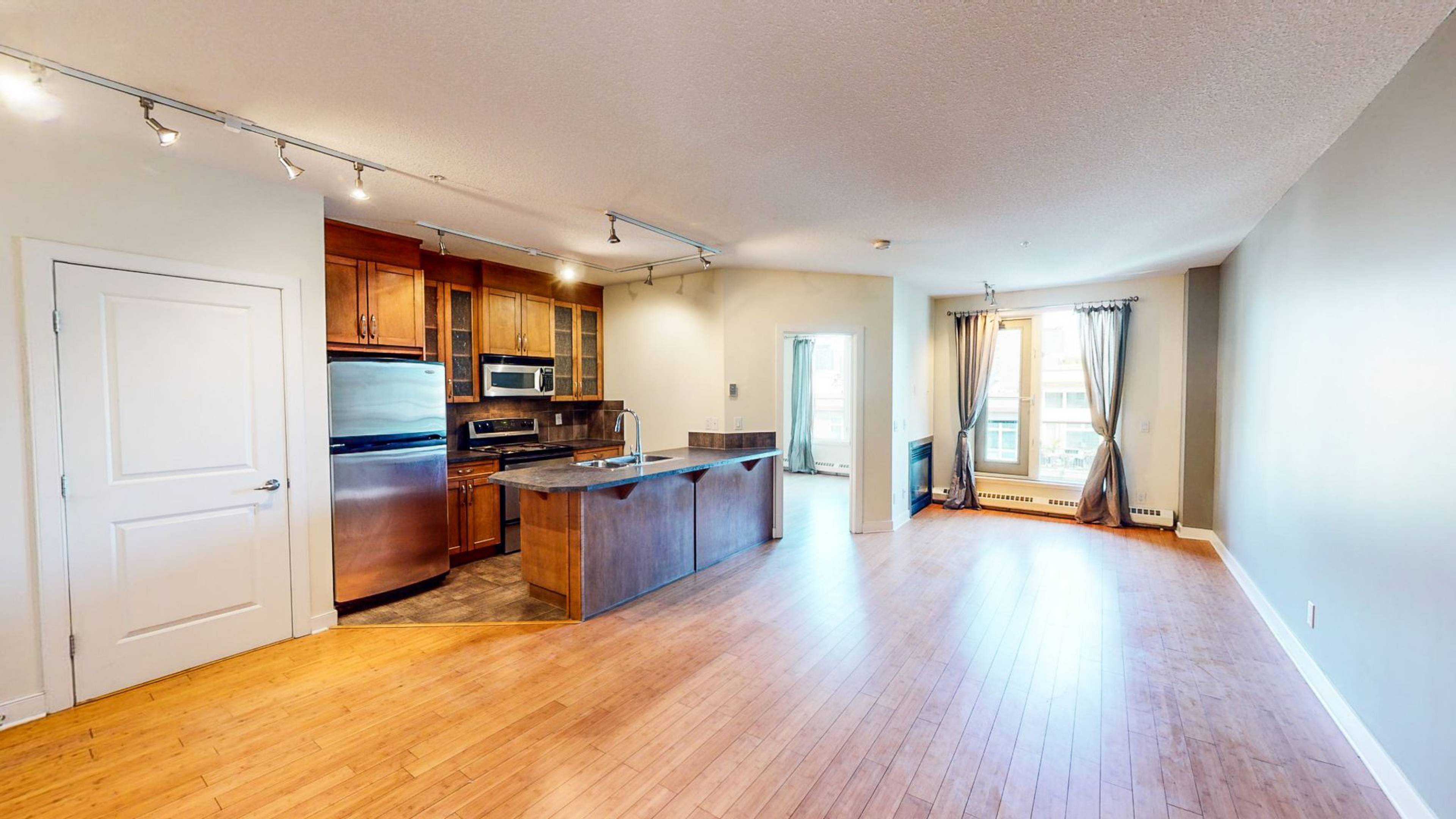 508 - 328 21 Avenue Southwest Apartment Building