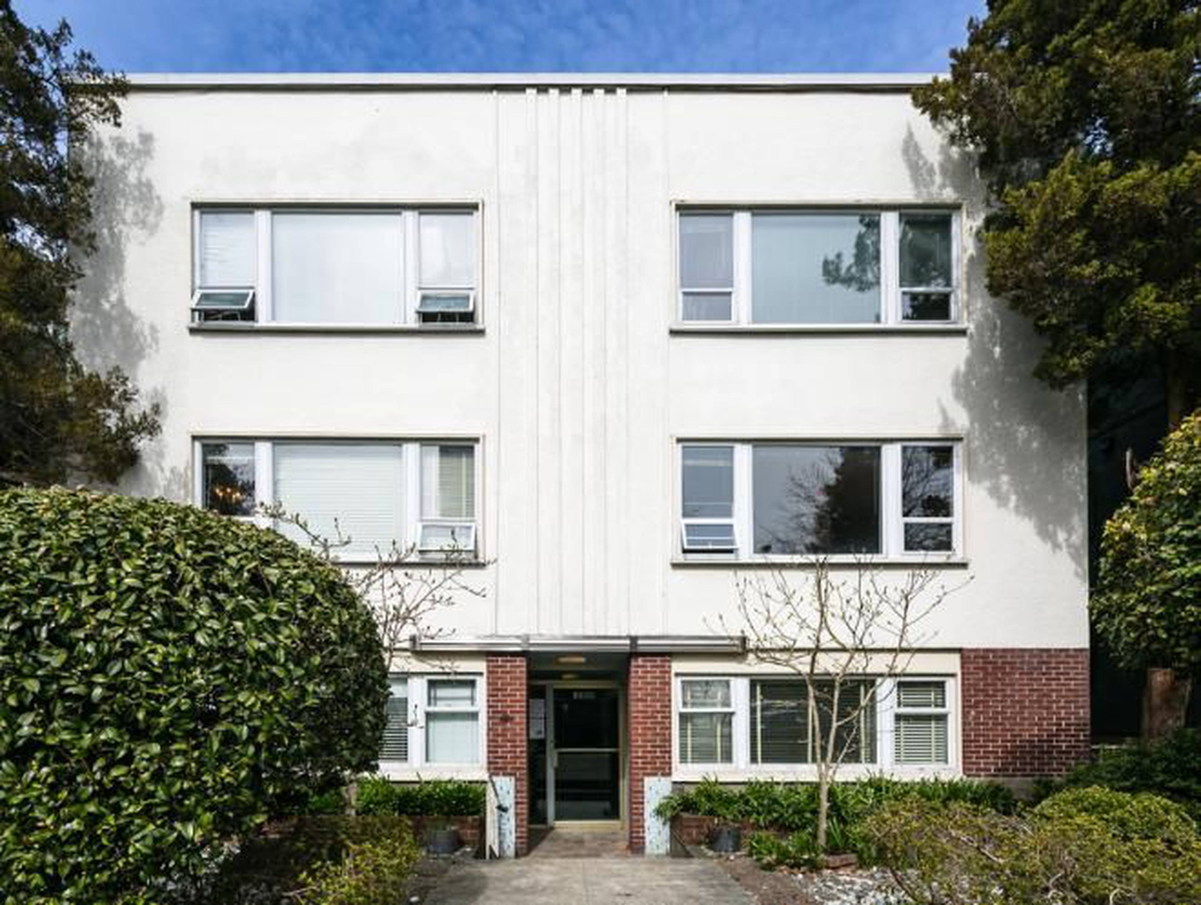 Cedar Crest Manor Apartment Building
