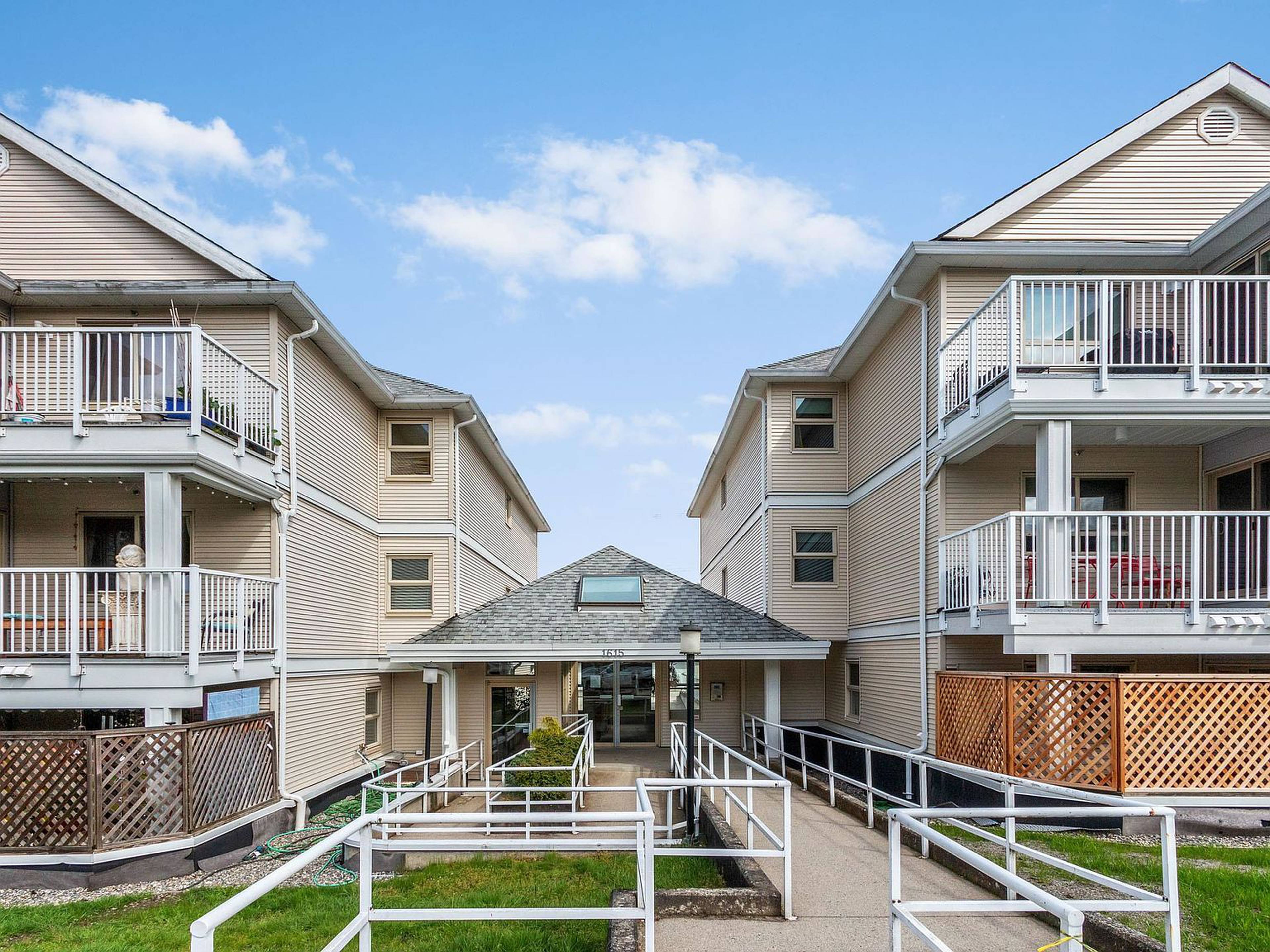 Frances Manor Apartment Building