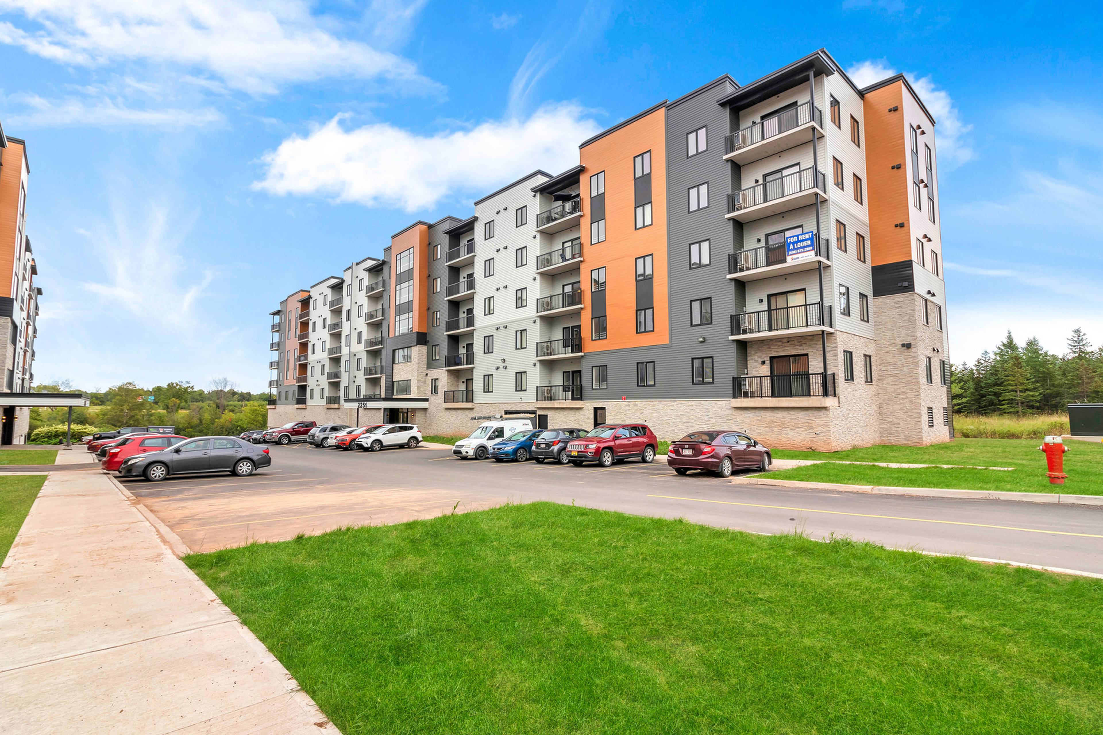 North Point Estates (Phase 1) - 2251 Mountain Rd Apartment Building