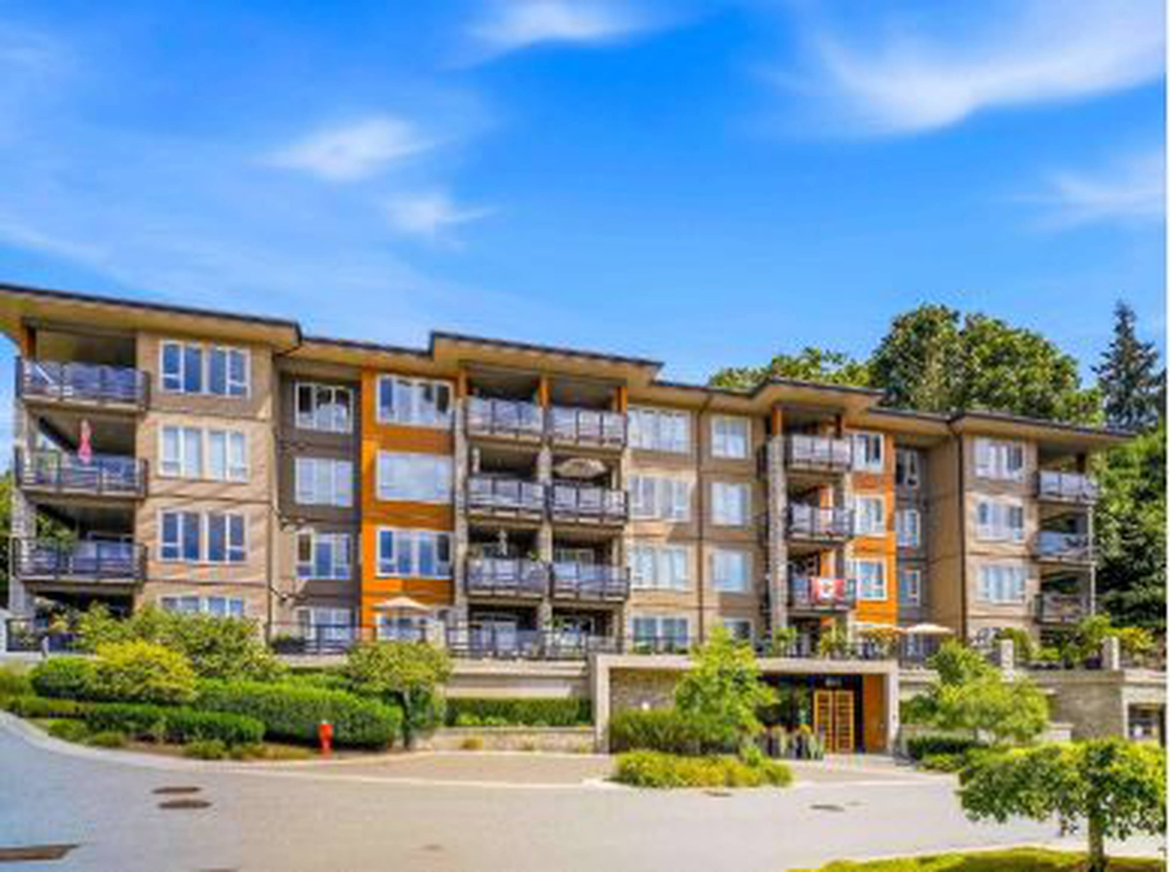 Cates Landing Apartment Building