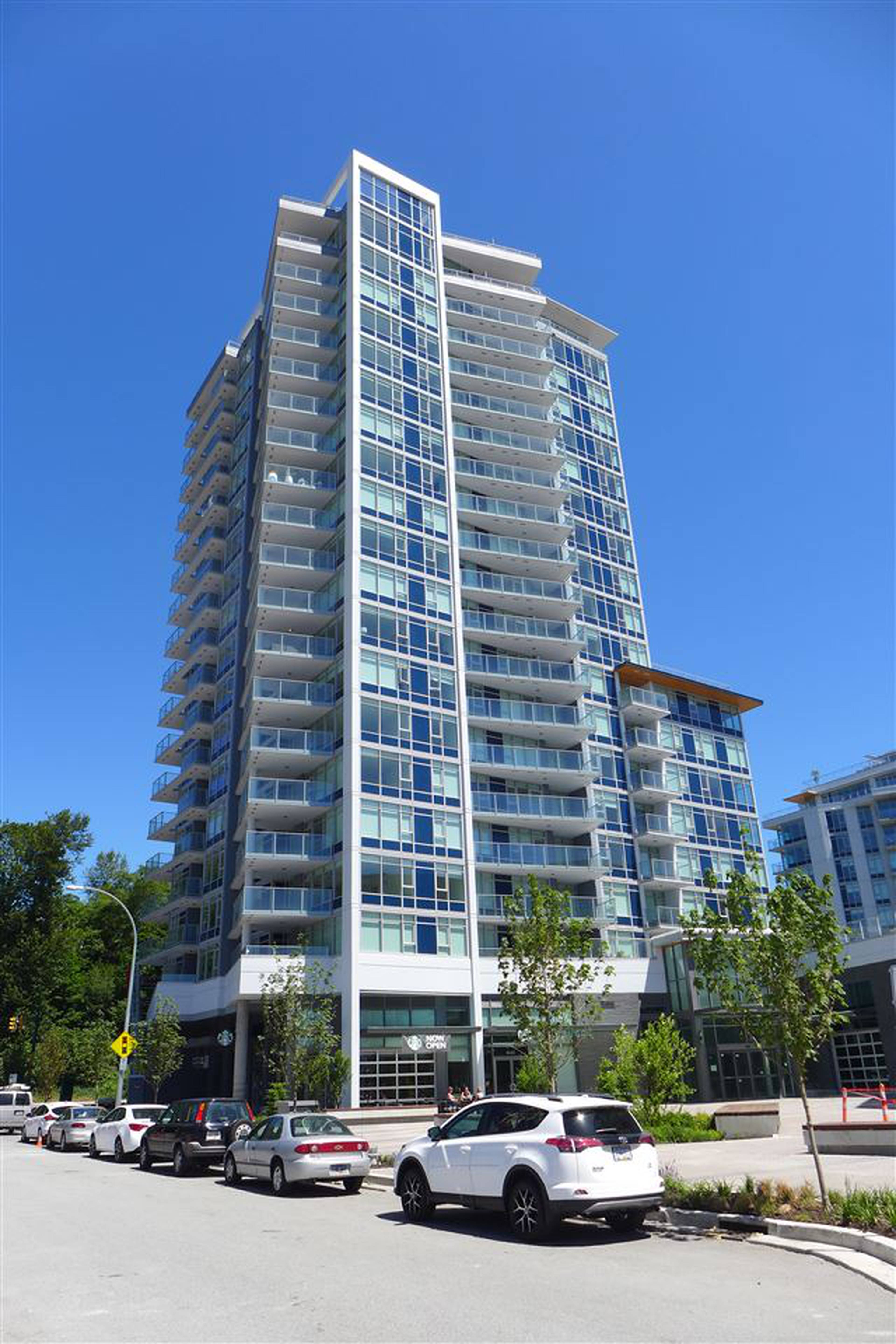 One Town Centre Apartment Building
