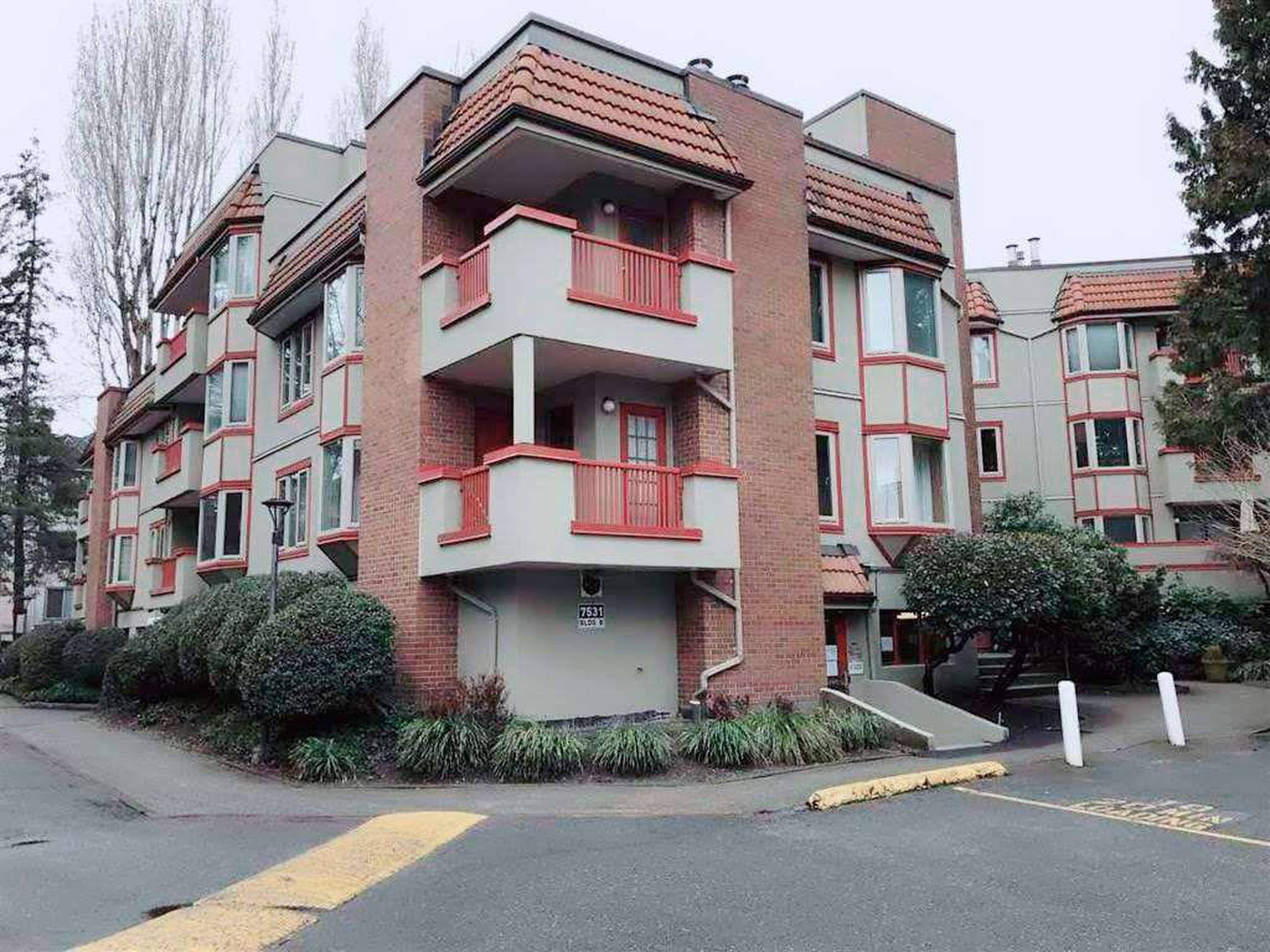Cypress Point Apartment Building
