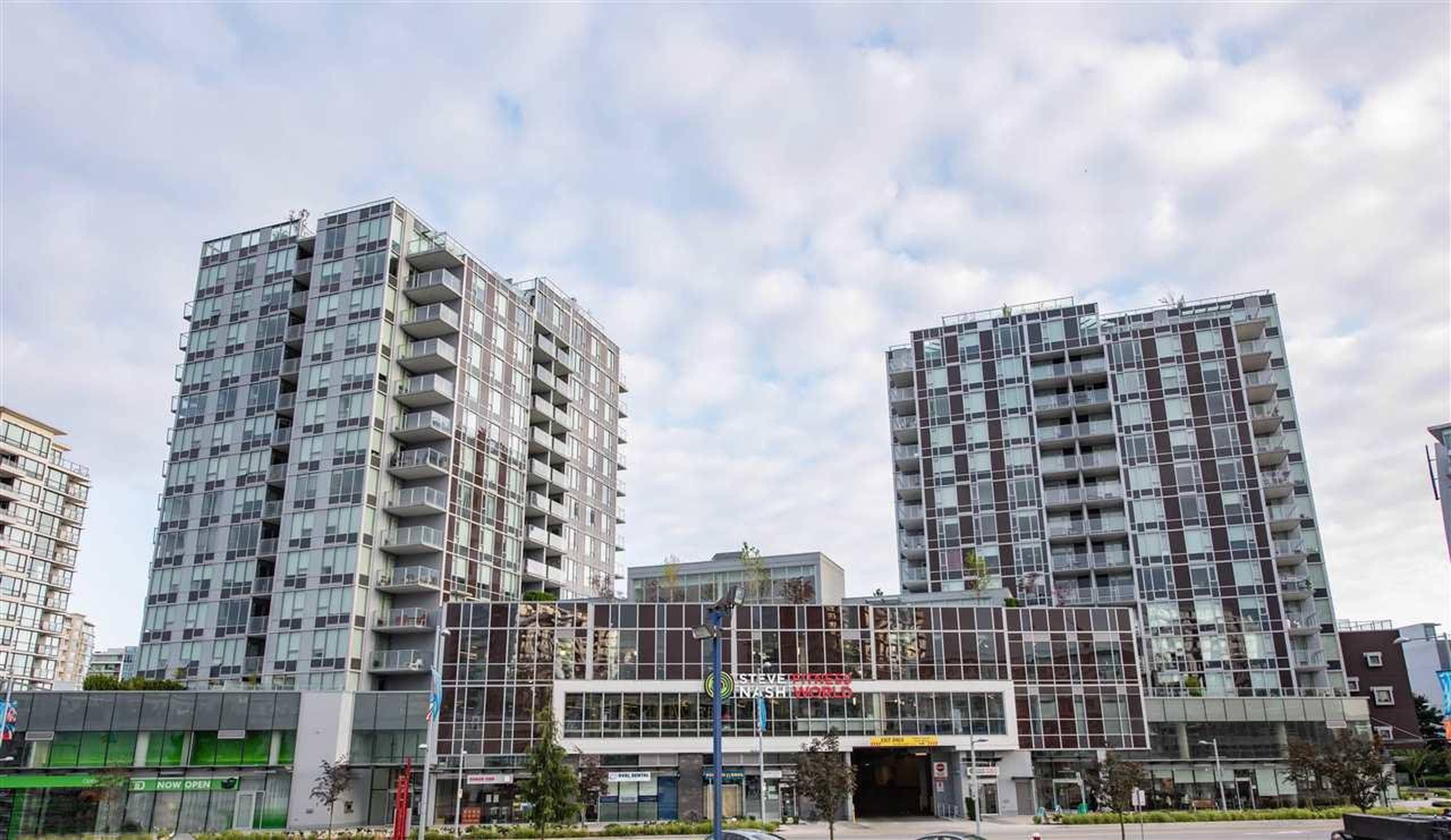 Cadance 7468 Lansdowne Rd. Apartments for Rent Richmond liv.rent