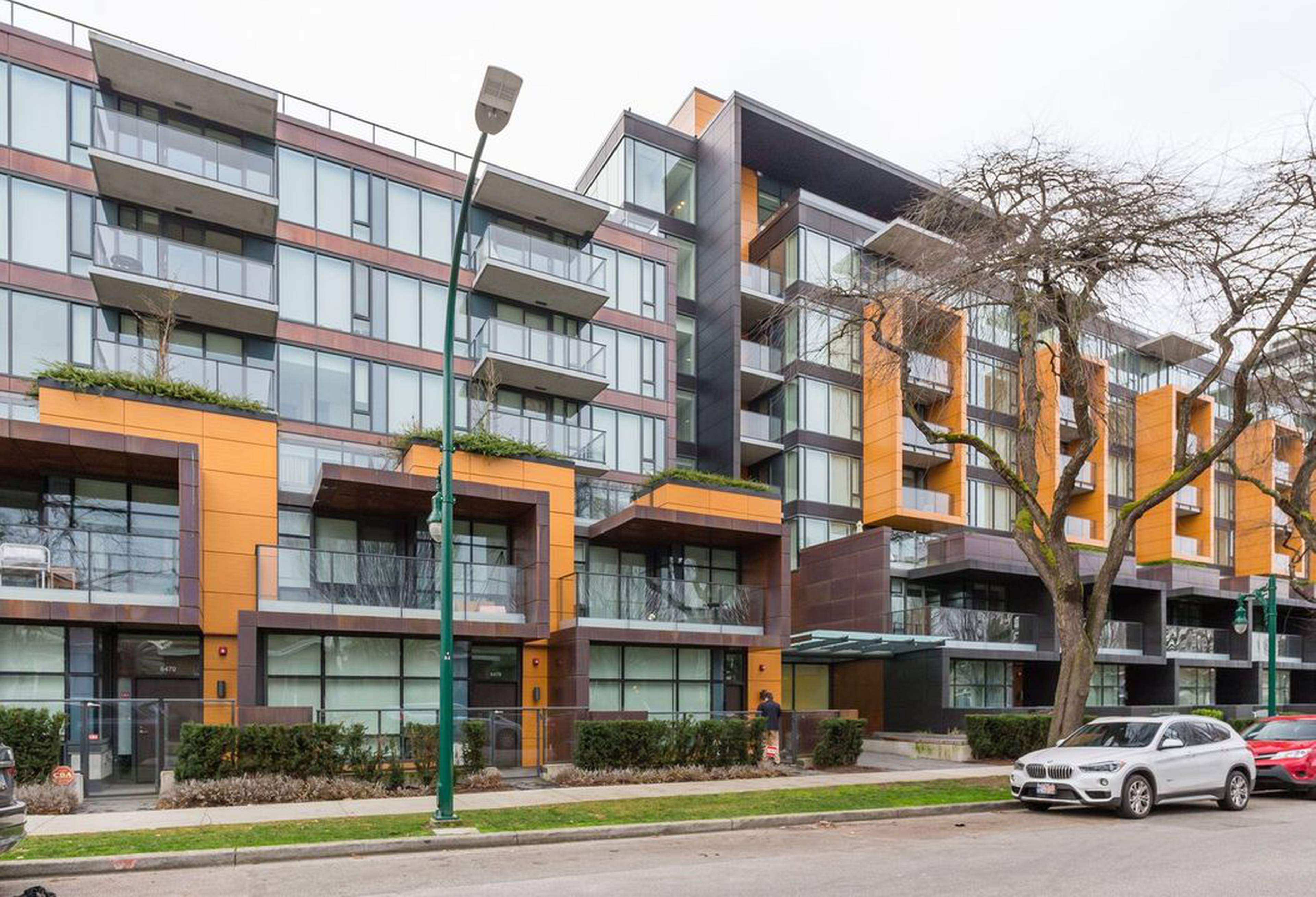 Granville at 70th Apartment Building