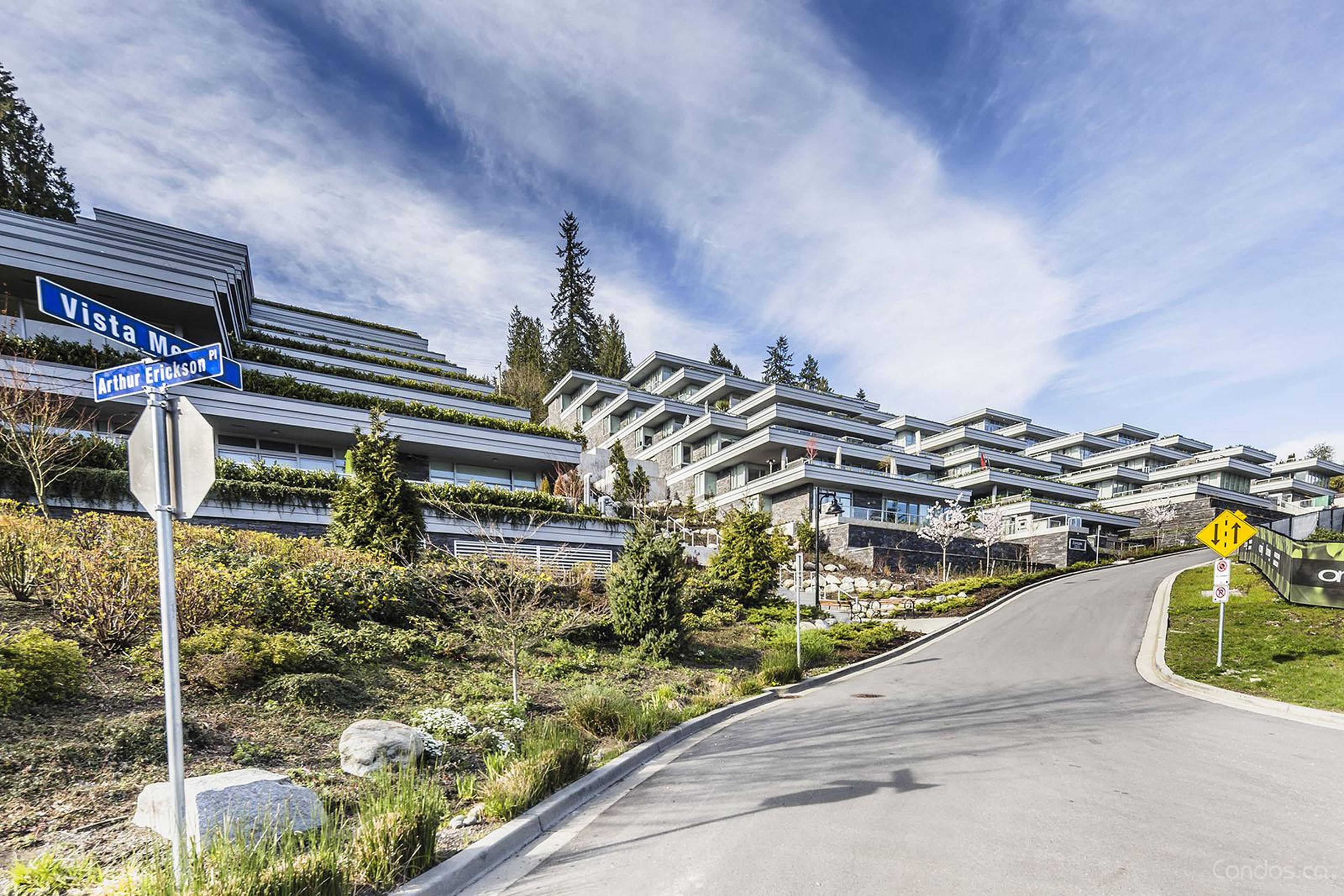 Cliffside Three 908 Keith Rd Apartments for Rent West Vancouver liv