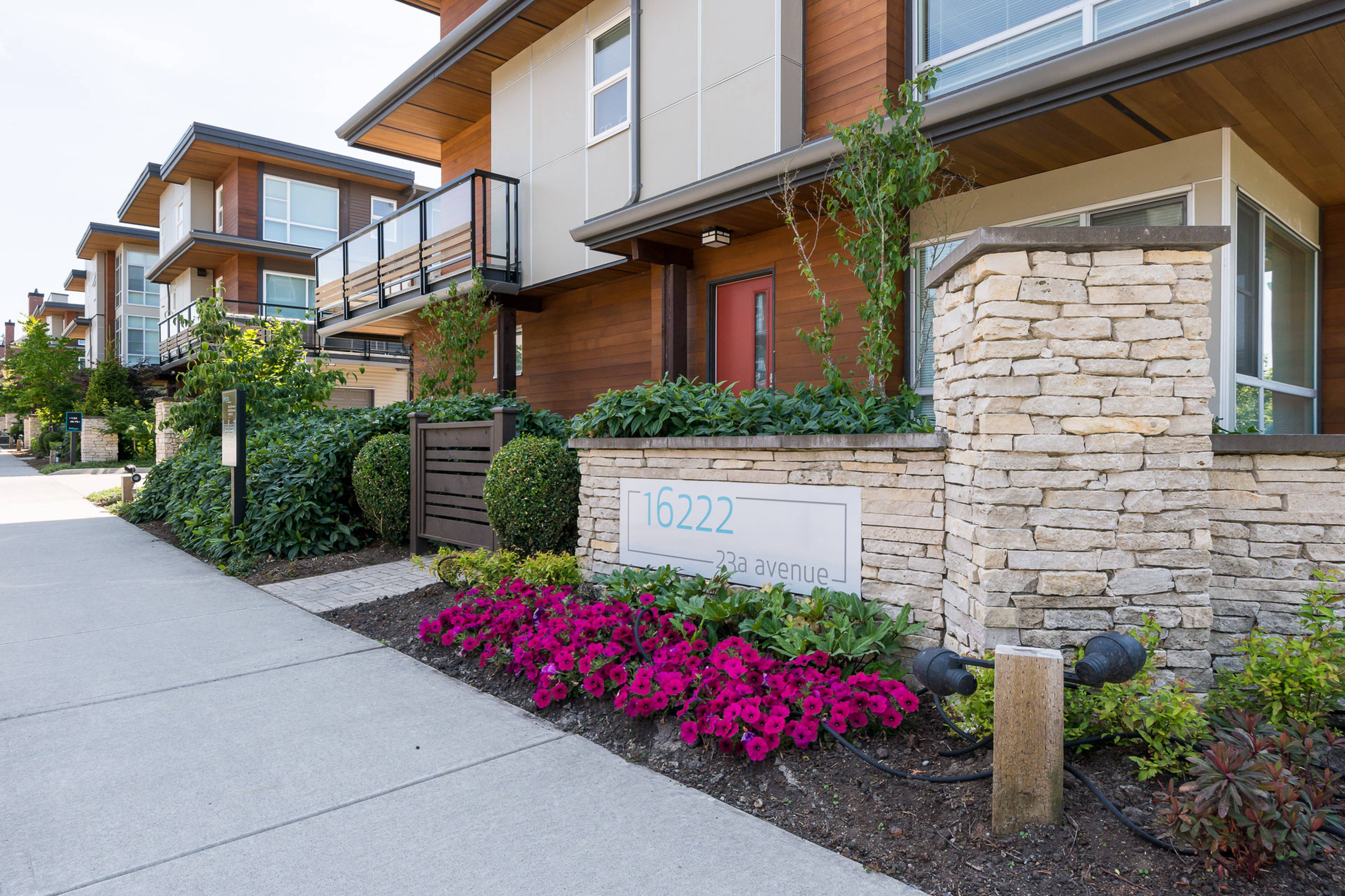 Breeze Surrey, BC - 16222 23A Ave | liv.rent